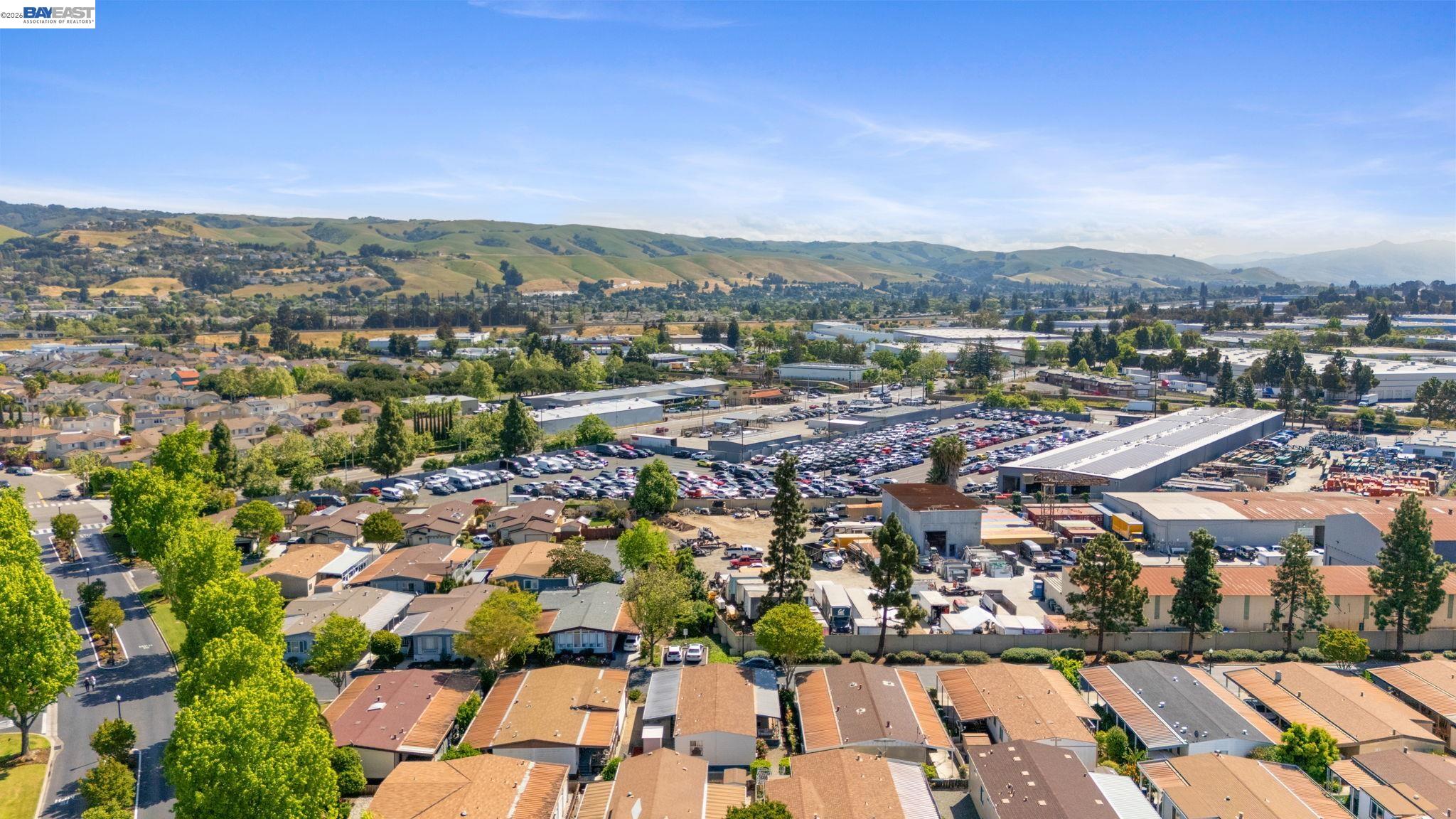 Detail Gallery Image 34 of 36 For 29315 Harpoon Way, Hayward,  CA 94544 - 2 Beds | 2 Baths