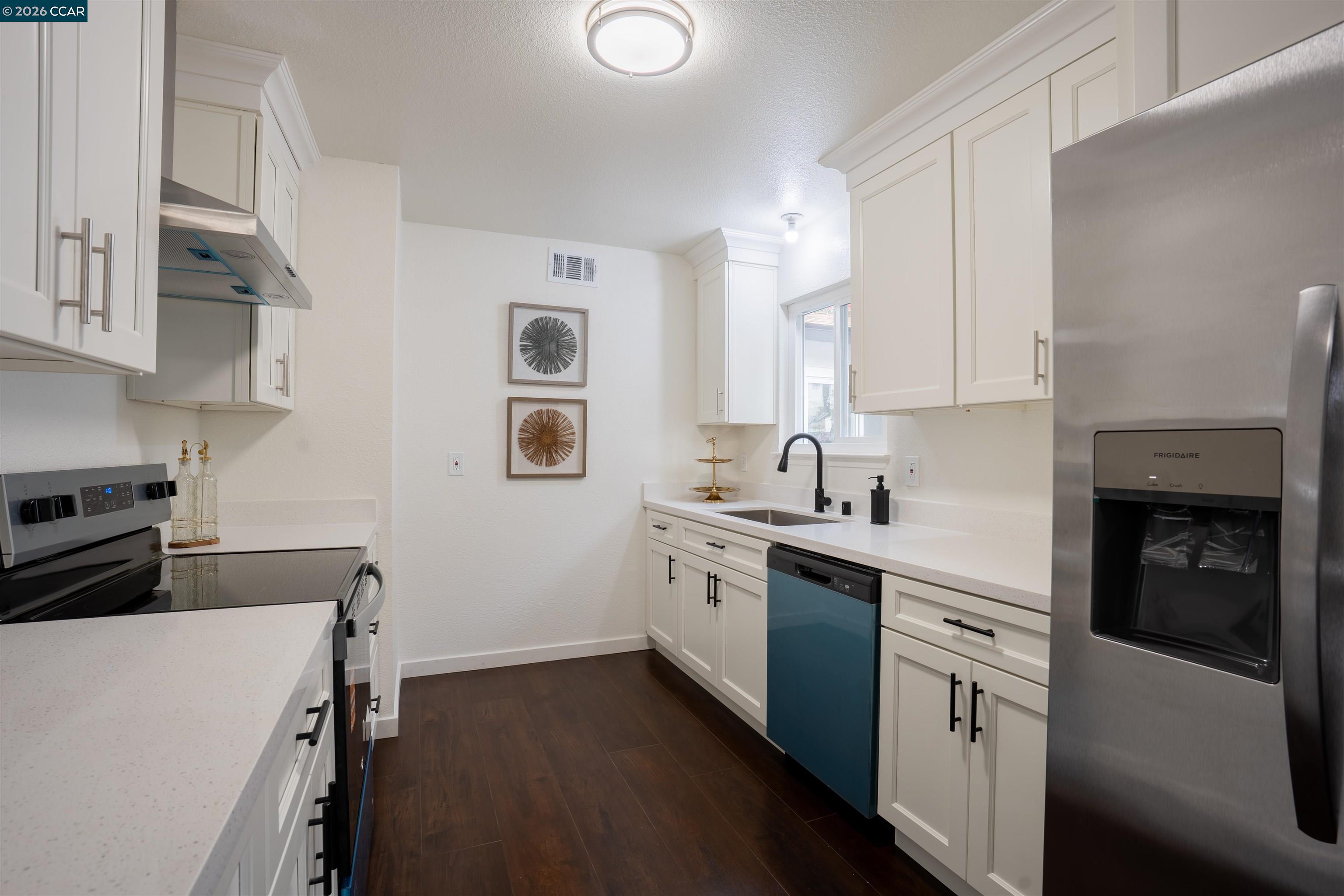 Detail Gallery Image 4 of 23 For 58 Solano Ave, Bay Point,  CA 94565-1618 - 3 Beds | 2 Baths