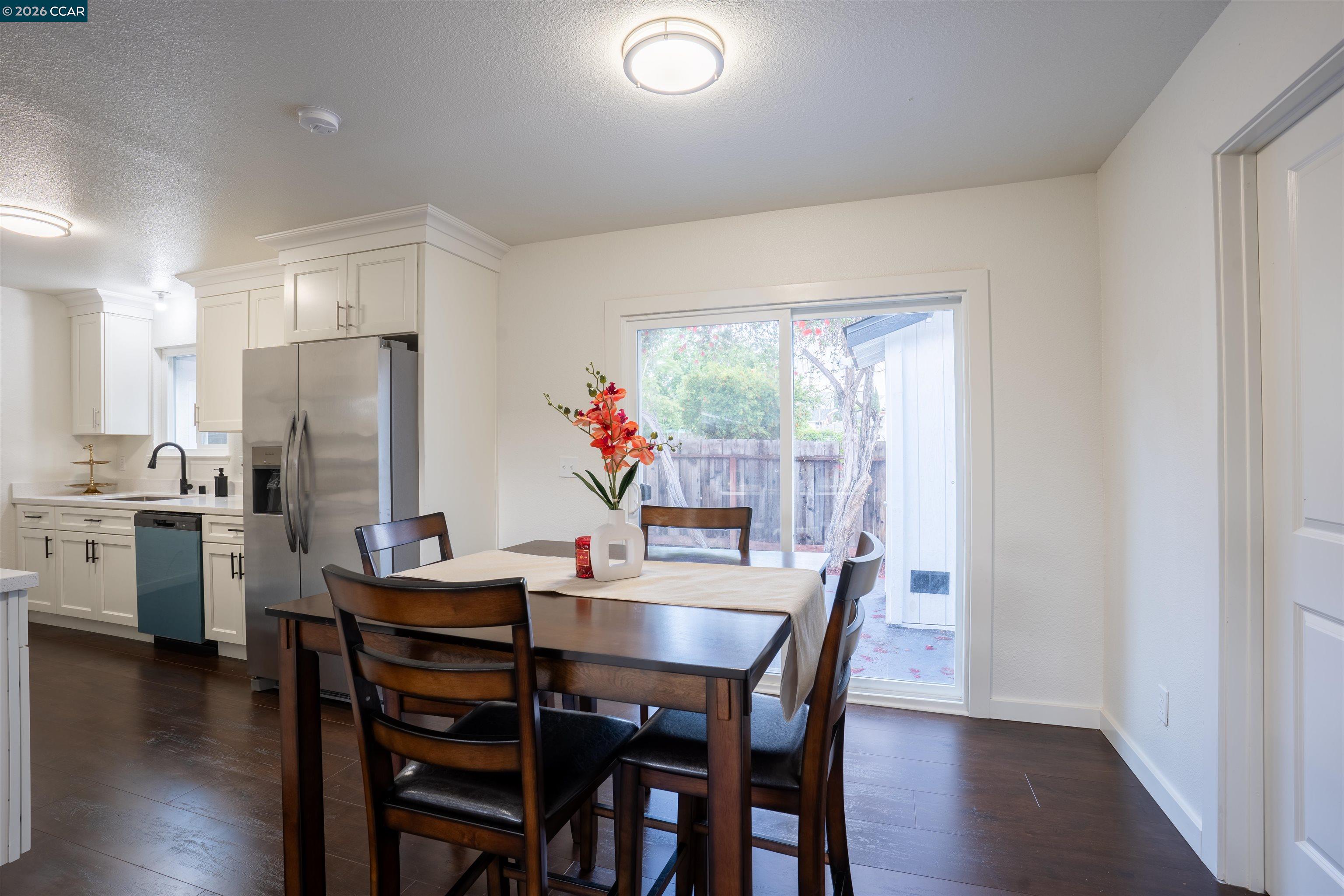 Detail Gallery Image 5 of 23 For 58 Solano Ave, Bay Point,  CA 94565-1618 - 3 Beds | 2 Baths