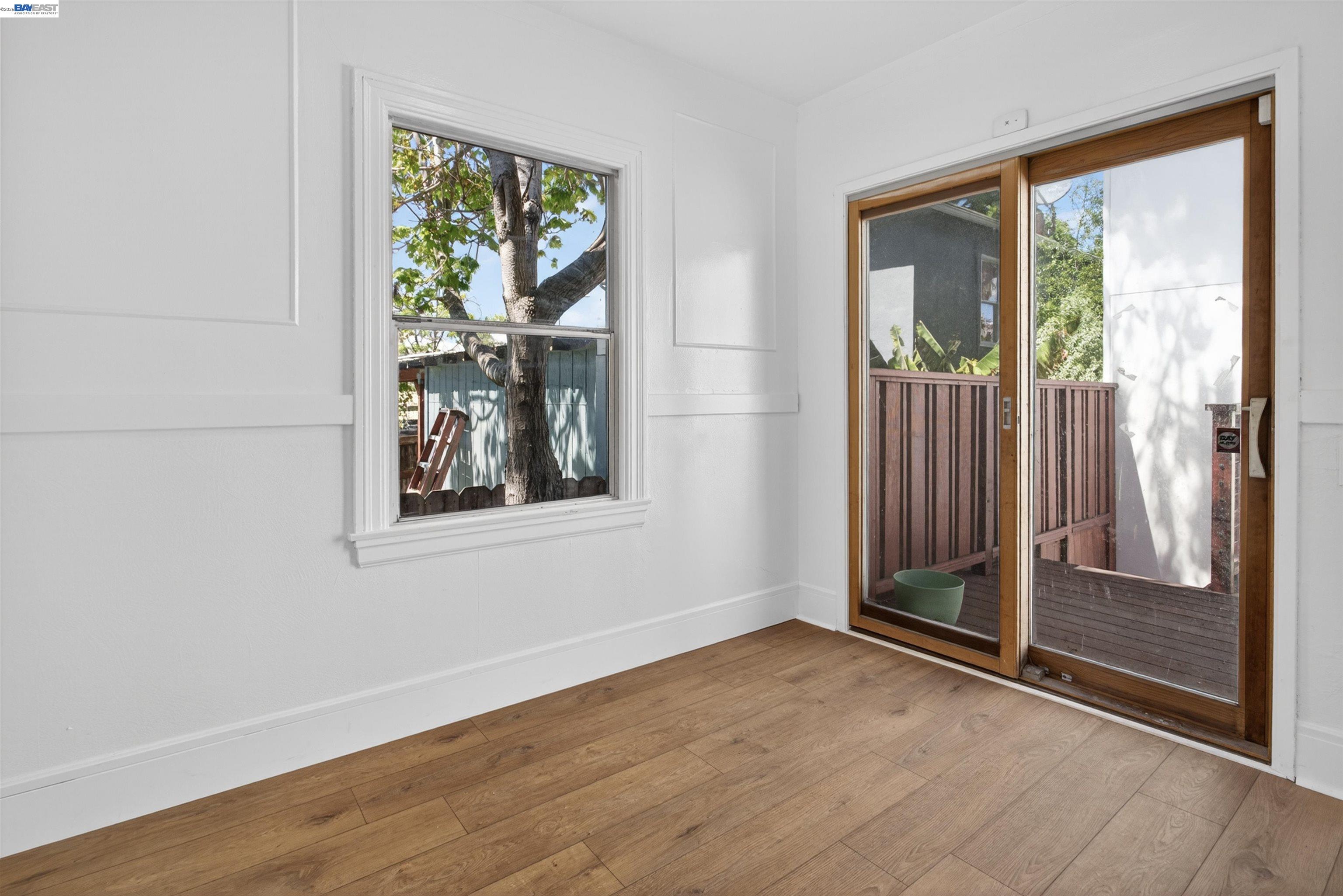 Detail Gallery Image 52 of 60 For 914 61st Street, Oakland,  CA 94608-1327 - 6 Beds | 4/1 Baths