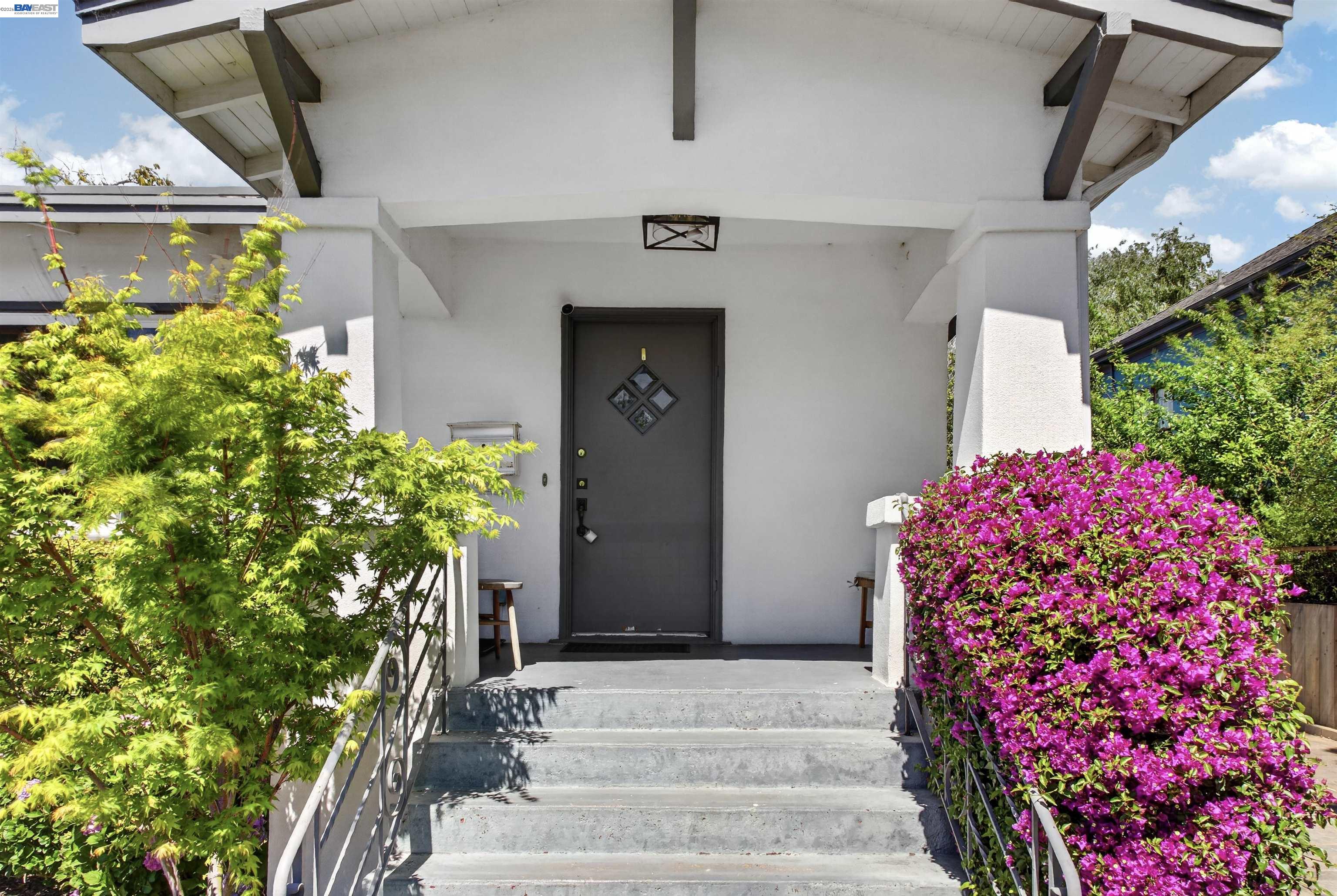 Detail Gallery Image 38 of 60 For 912-914 61st Street, Oakland,  CA 94608-1327 - – Beds | – Baths