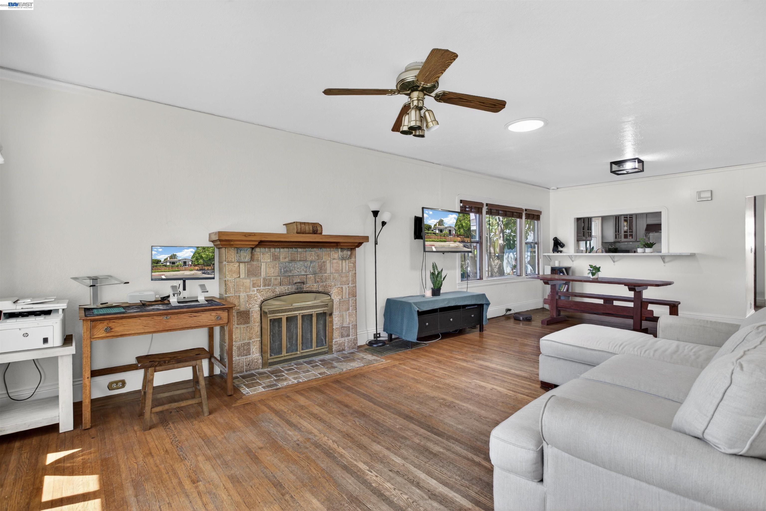 Detail Gallery Image 41 of 60 For 912-914 61st Street, Oakland,  CA 94608-1327 - – Beds | – Baths