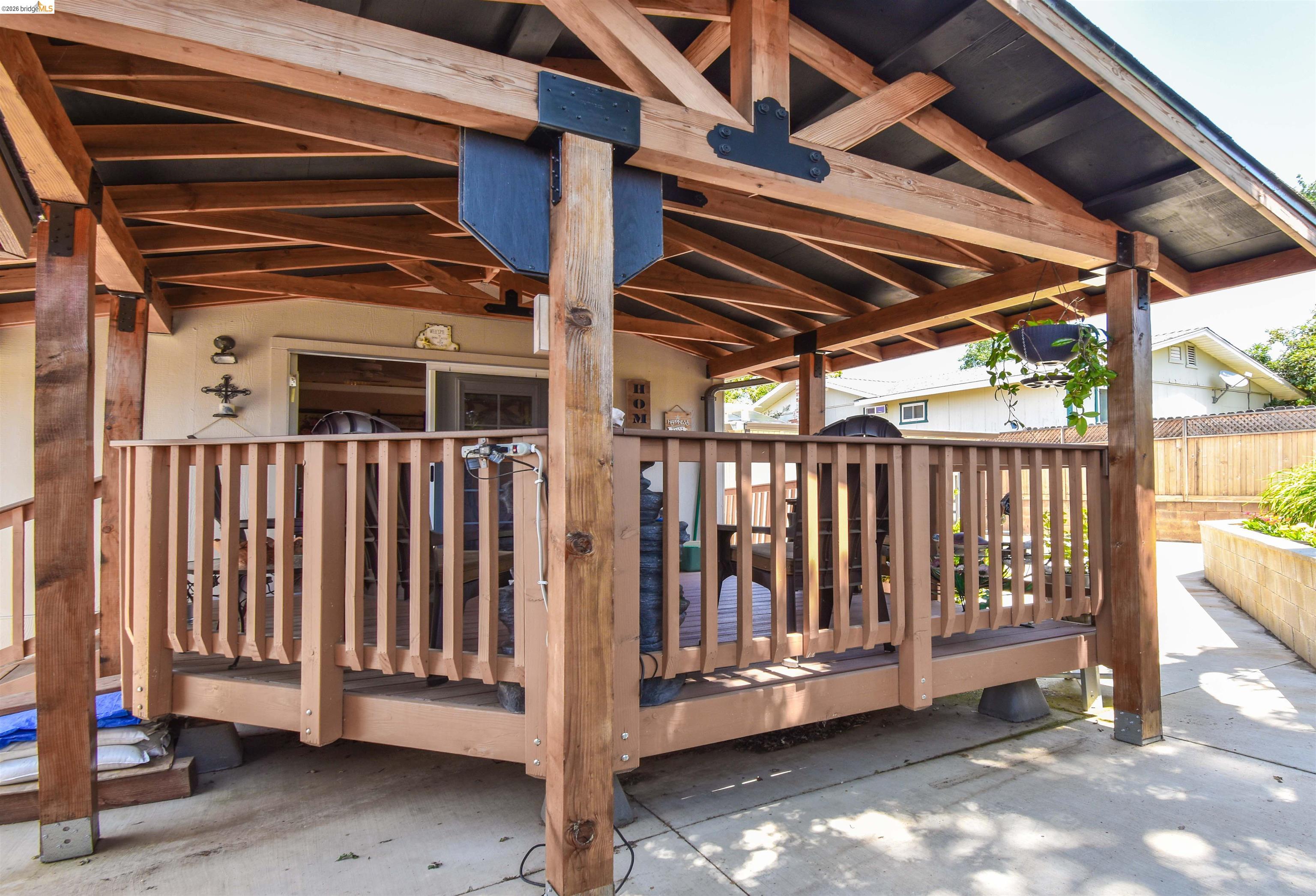 Detail Gallery Image 17 of 22 For 10569 Jim Brady Rd, Jamestown,  CA 95327-9517 - 4 Beds | 3 Baths