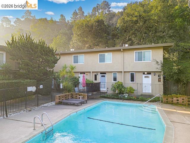 Detail Gallery Image 2 of 24 For 340 Rheem Blvd, Moraga,  CA 94556 - – Beds | – Baths