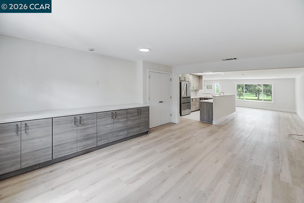 Photo #11: 41130842 Listing: Photo #11