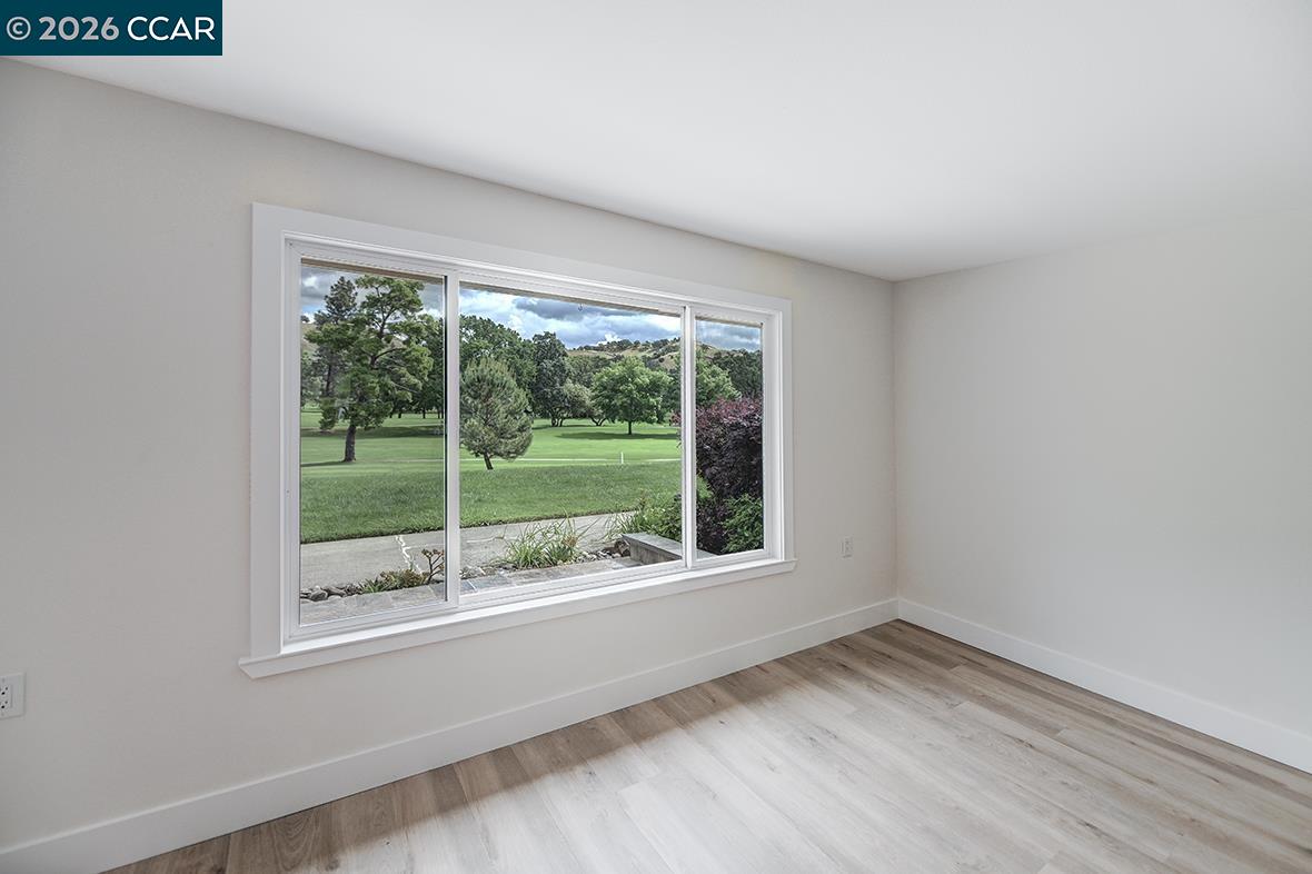 Photo #3: 41130842 Listing: Photo #3