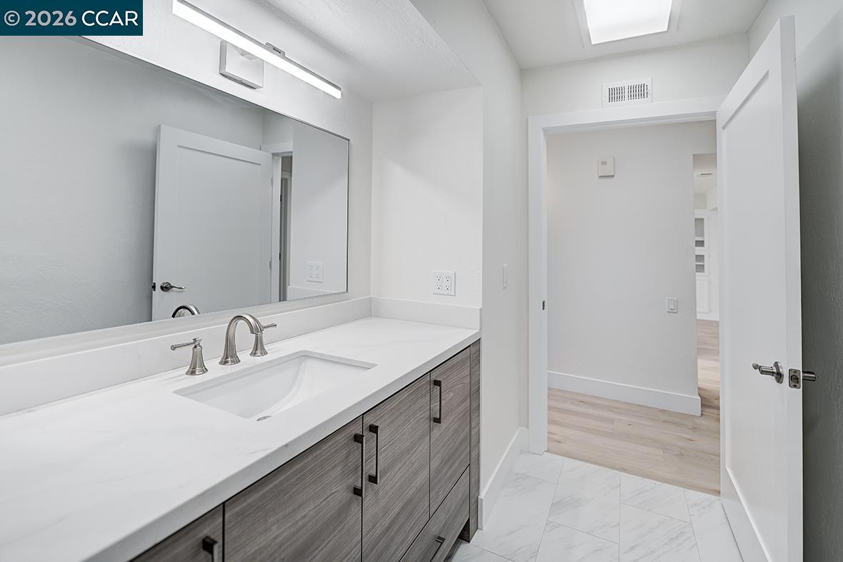 Photo #30: 41130842 Listing: Photo #30