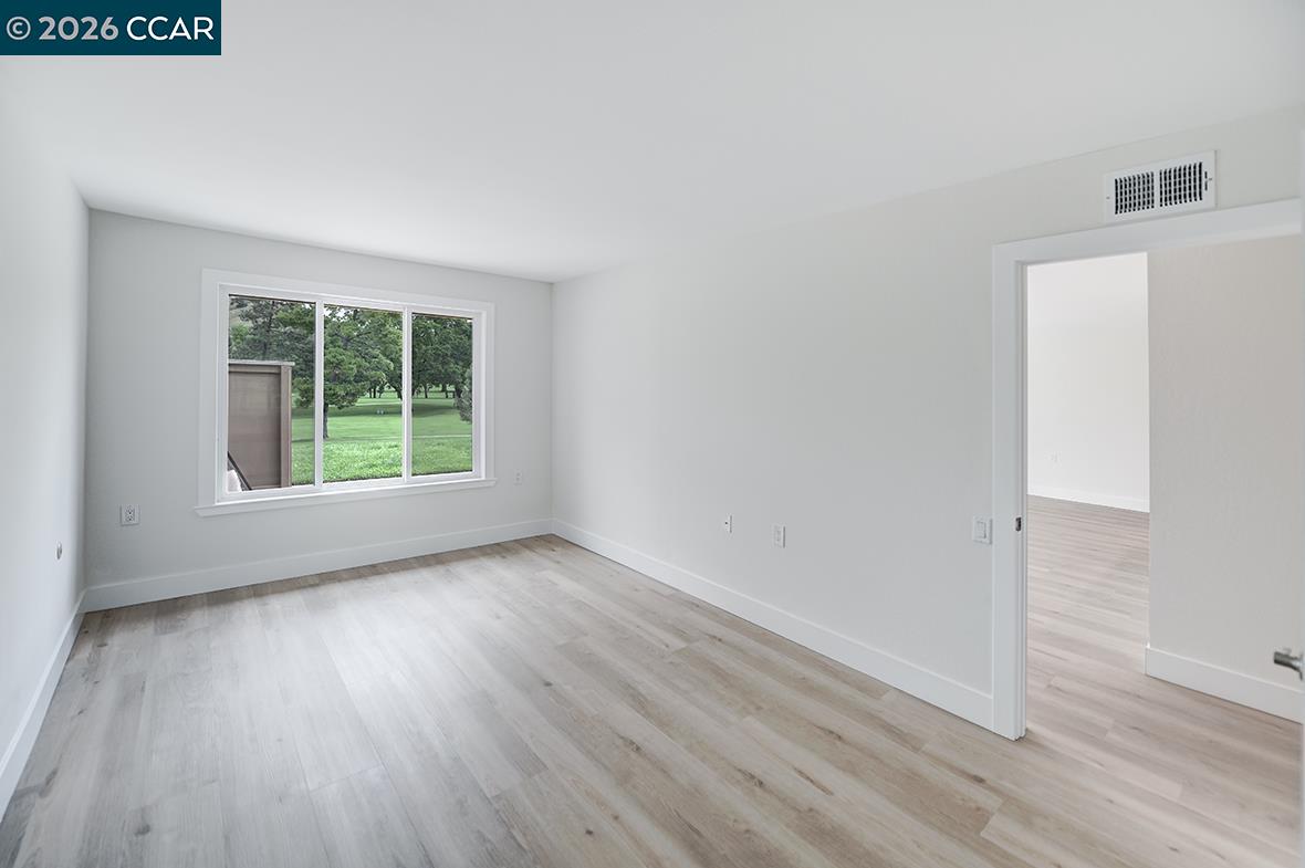 Photo #32: 41130842 Listing: Photo #32