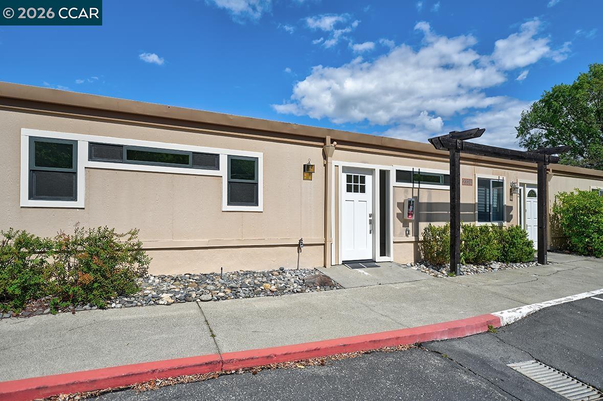 Photo #41: 41130842 Listing: Photo #41