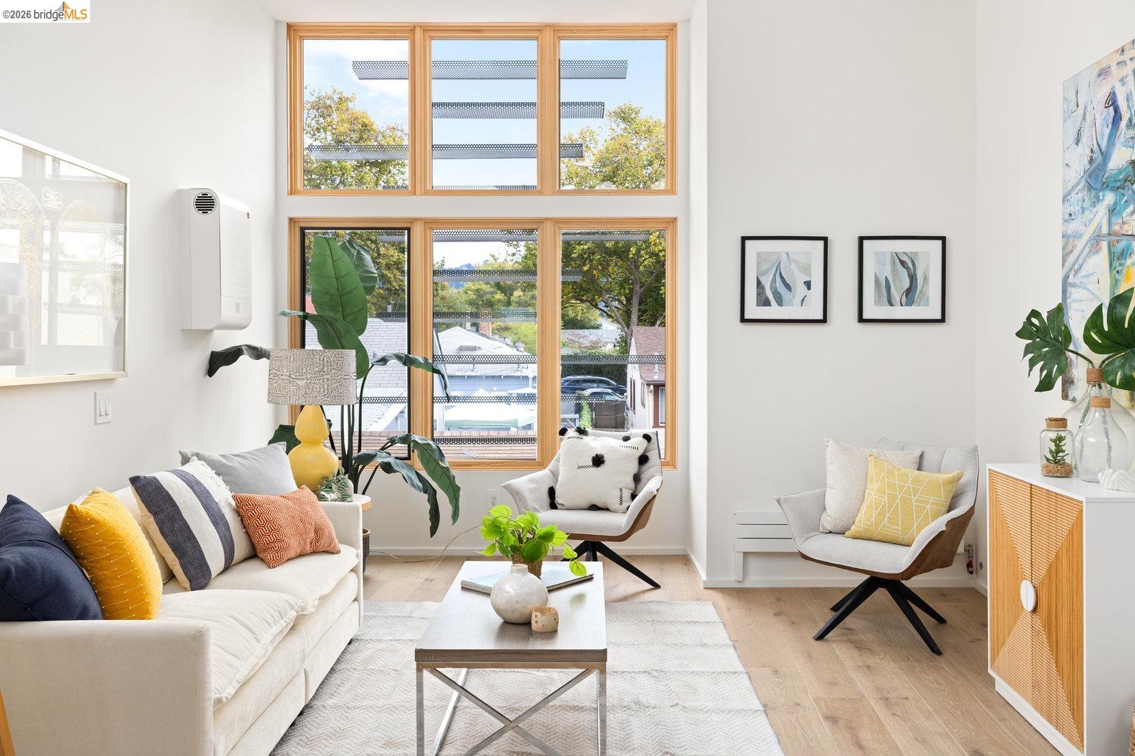 Detail Gallery Image 23 of 33 For 809 Jones St., Berkeley,  CA 94710 - 2 Beds | 1/1 Baths