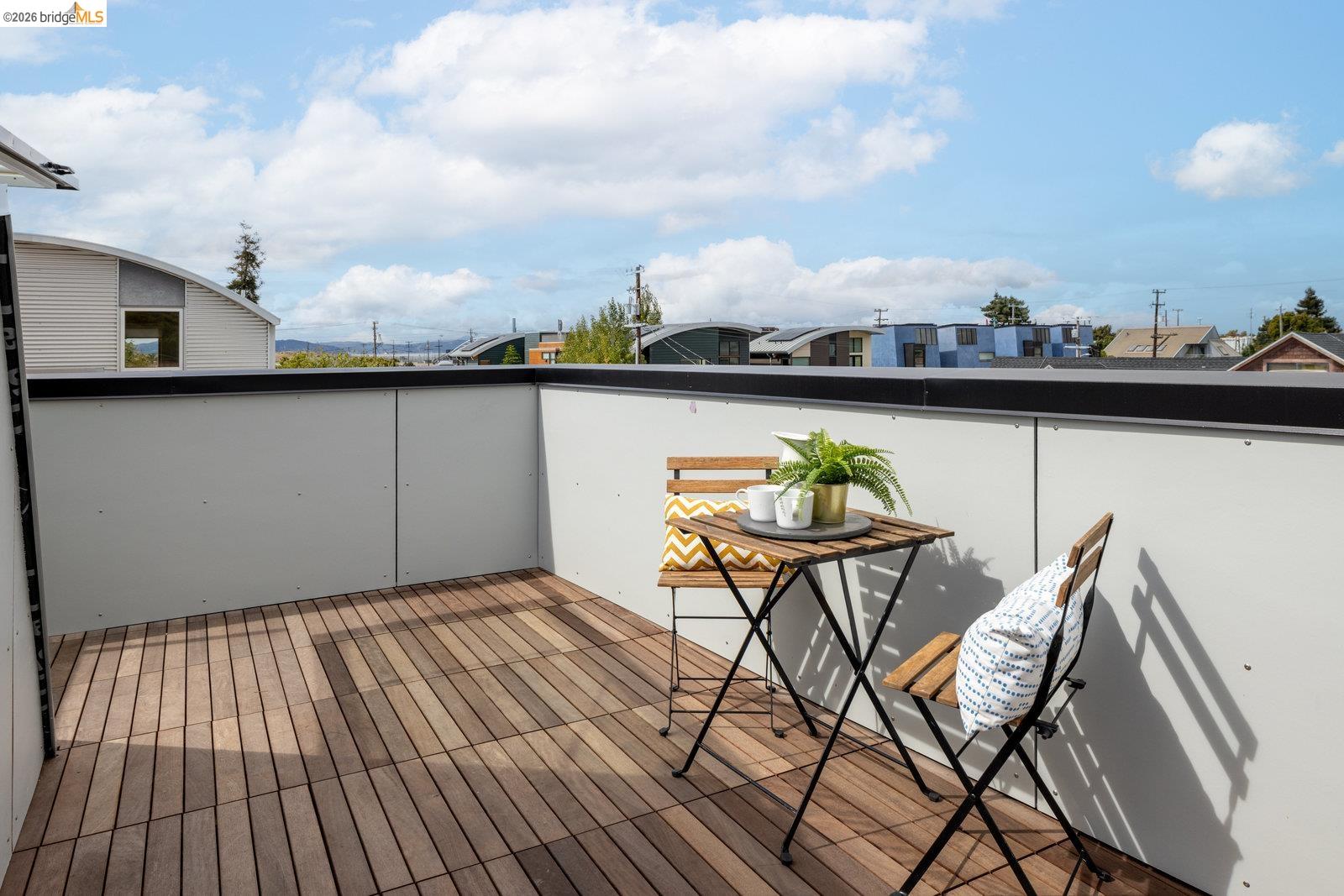 Detail Gallery Image 32 of 33 For 809 Jones St., Berkeley,  CA 94710 - 2 Beds | 1/1 Baths