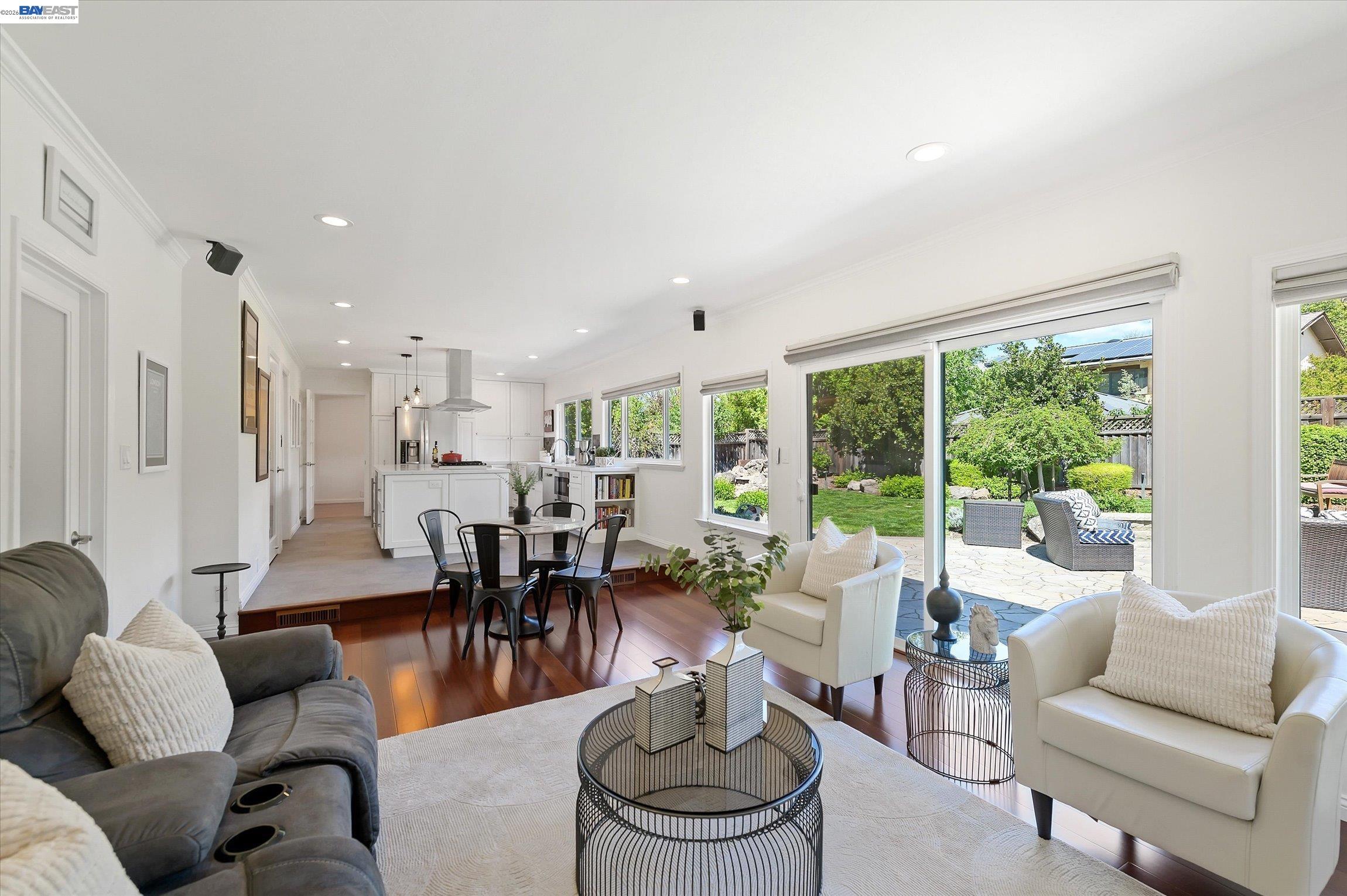 Detail Gallery Image 23 of 53 For 4767 Del Valle Pkwy, Pleasanton,  CA 94566 - 4 Beds | 2/1 Baths