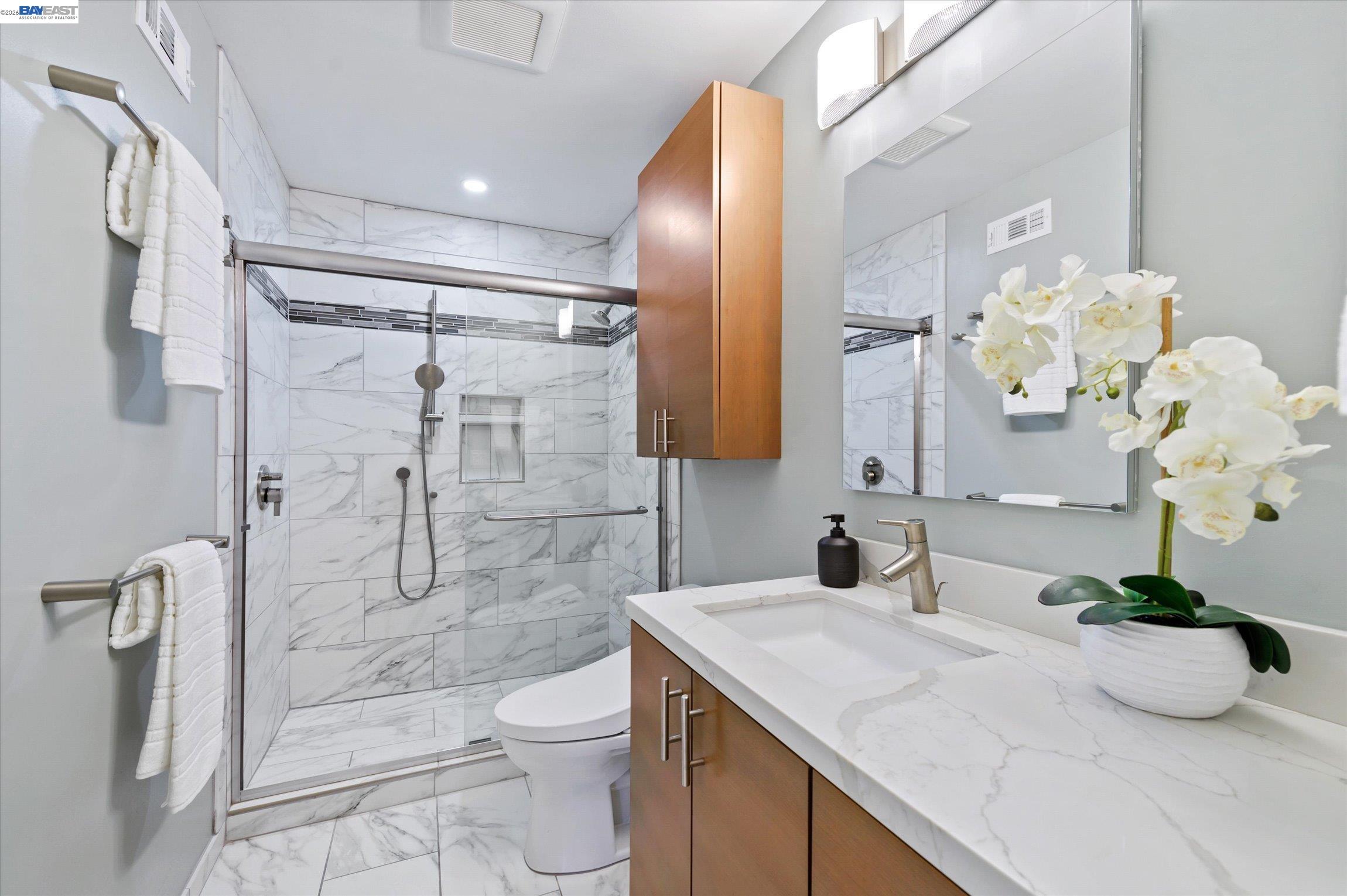 Detail Gallery Image 33 of 53 For 4767 Del Valle Pkwy, Pleasanton,  CA 94566 - 4 Beds | 2/1 Baths