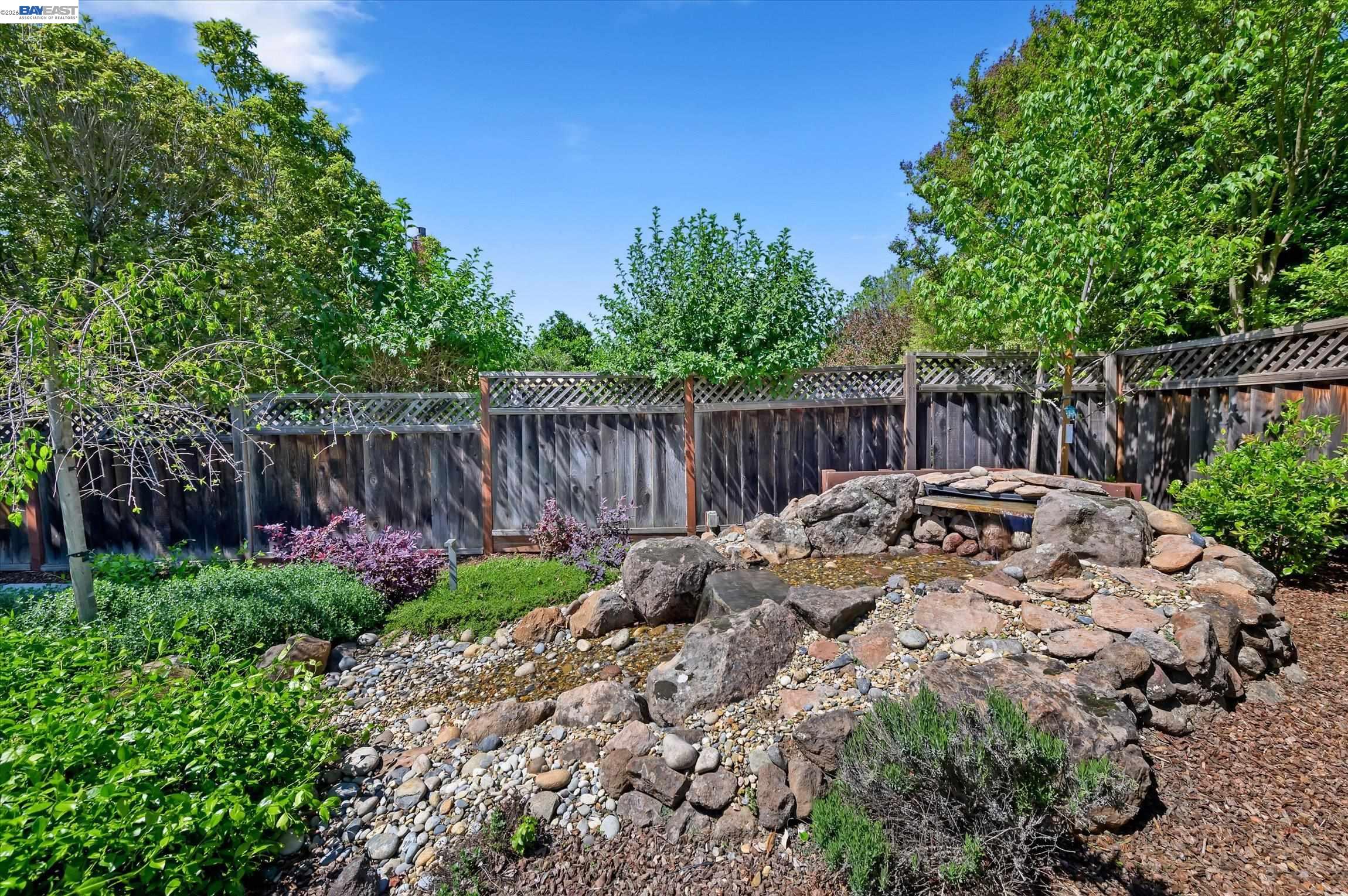 Detail Gallery Image 38 of 53 For 4767 Del Valle Pkwy, Pleasanton,  CA 94566 - 4 Beds | 2/1 Baths