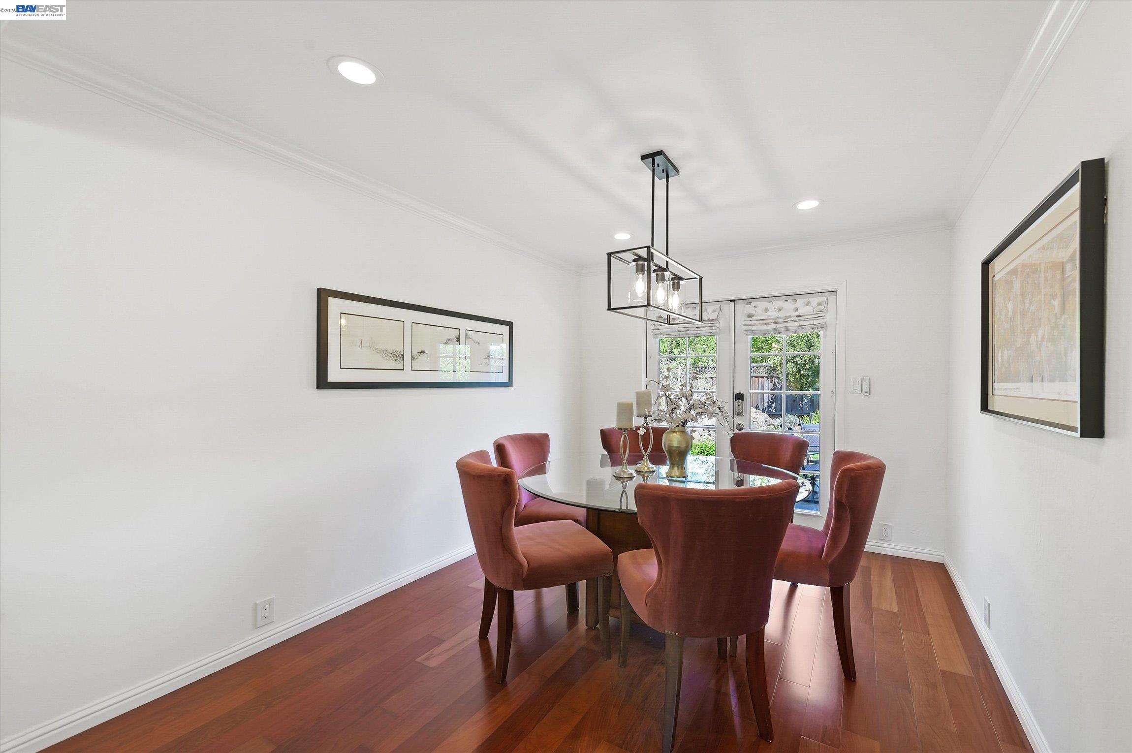 Detail Gallery Image 9 of 53 For 4767 Del Valle Pkwy, Pleasanton,  CA 94566 - 4 Beds | 2/1 Baths