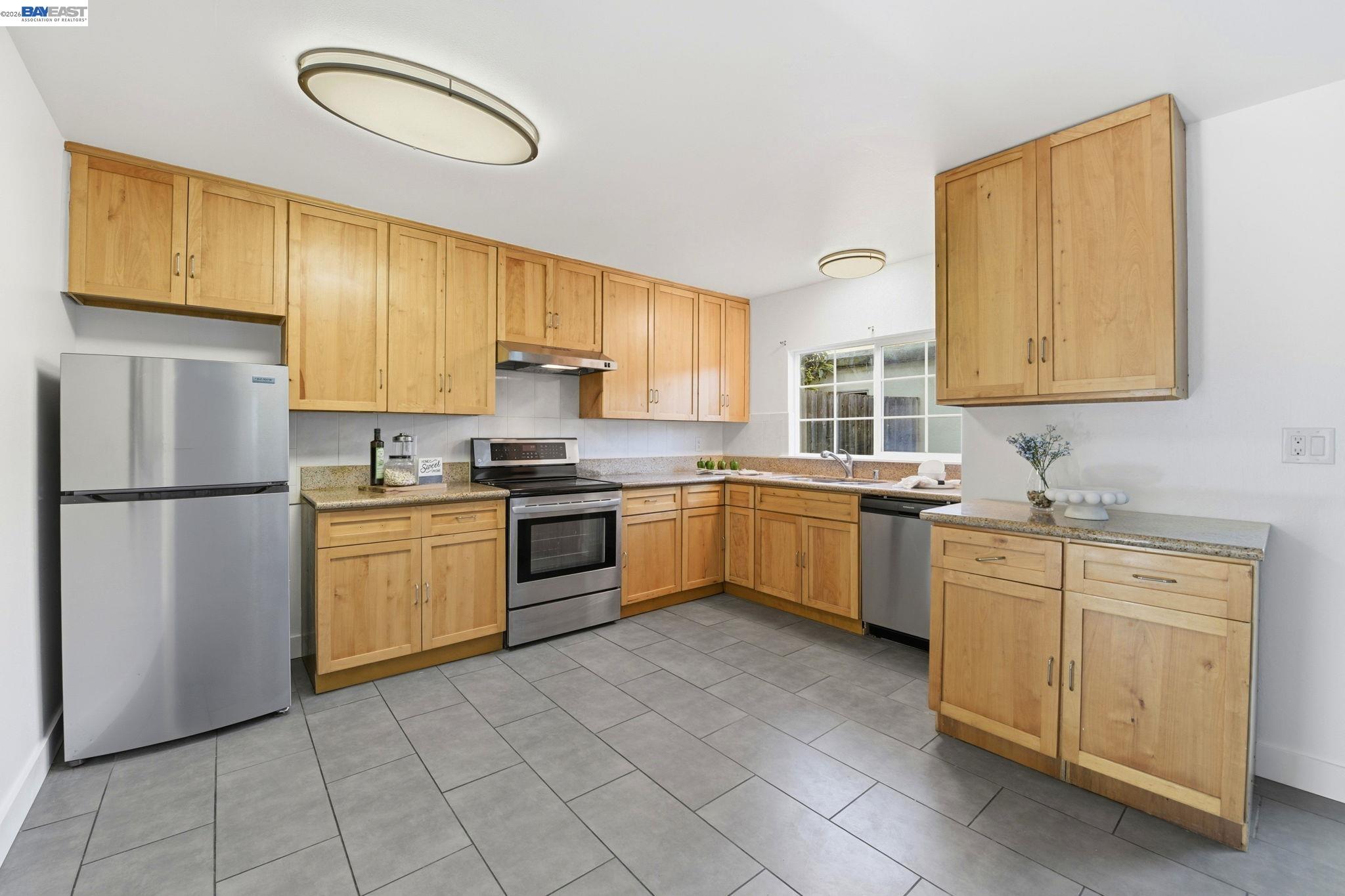 Photo #8: 41130858 Listing: Photo #8