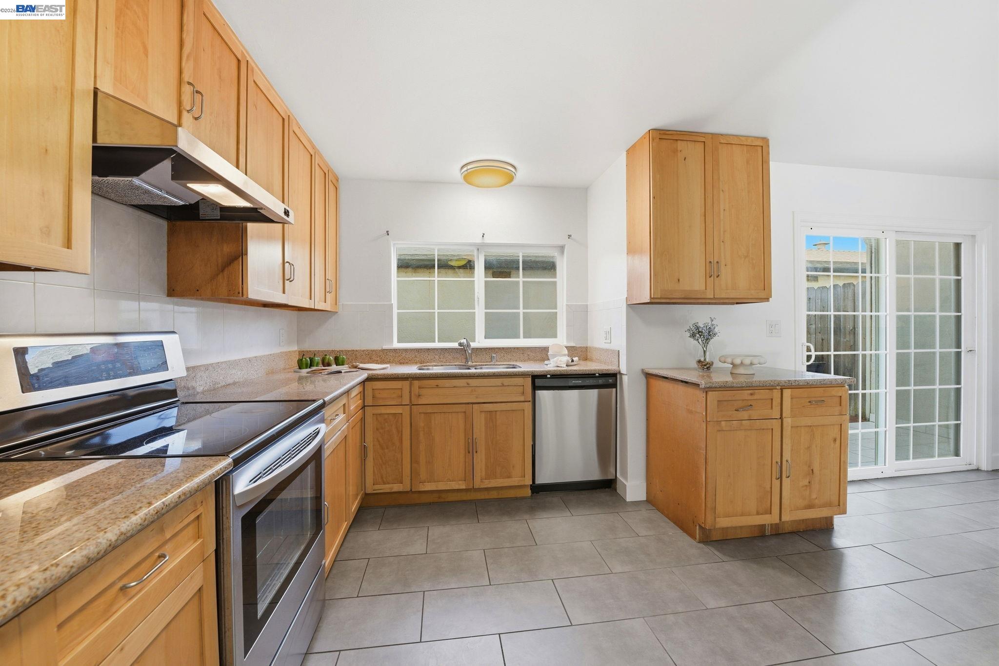 Photo #9: 41130858 Listing: Photo #9