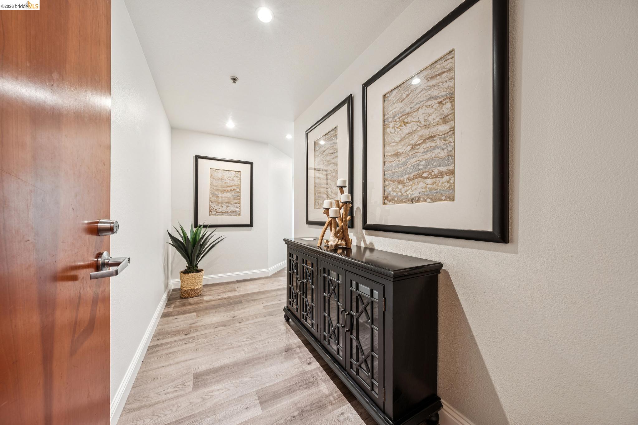 Photo #3: 41130865 Listing: Photo #3