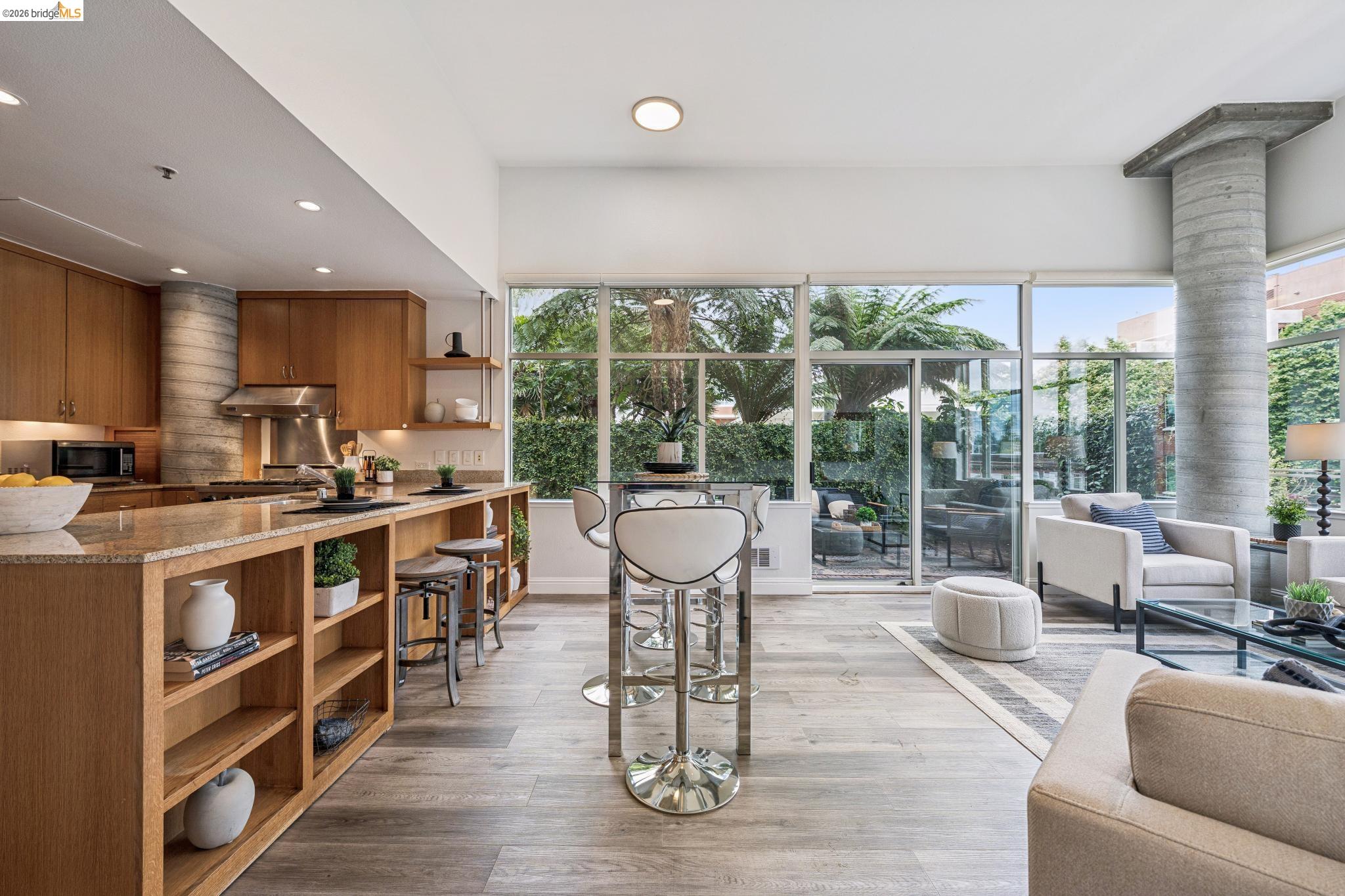 Photo #8: 41130865 Listing: Photo #8