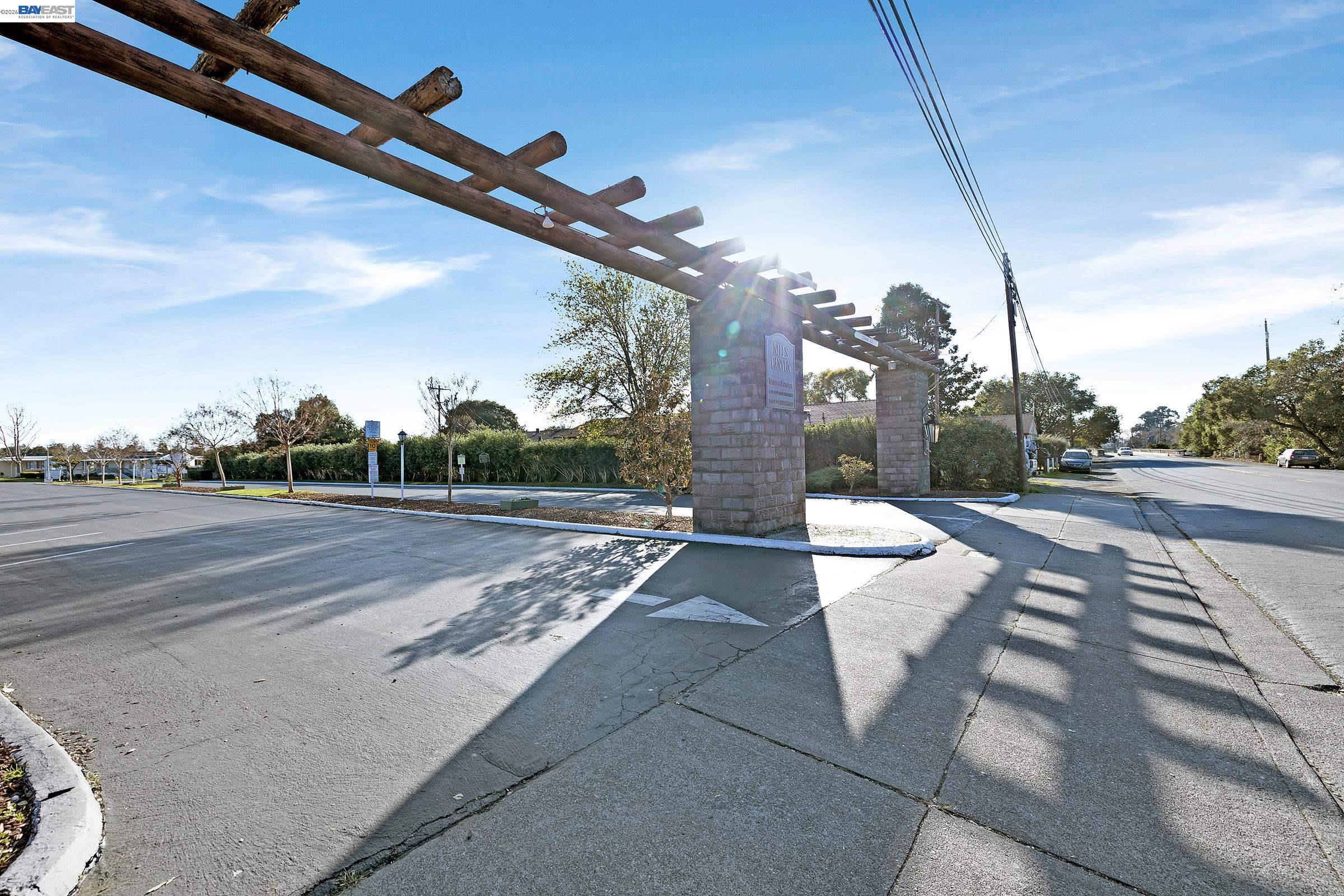 Detail Gallery Image 30 of 33 For 711 Old Canyon Rd. #69,  Fremont,  CA 94536 - 2 Beds | 2 Baths