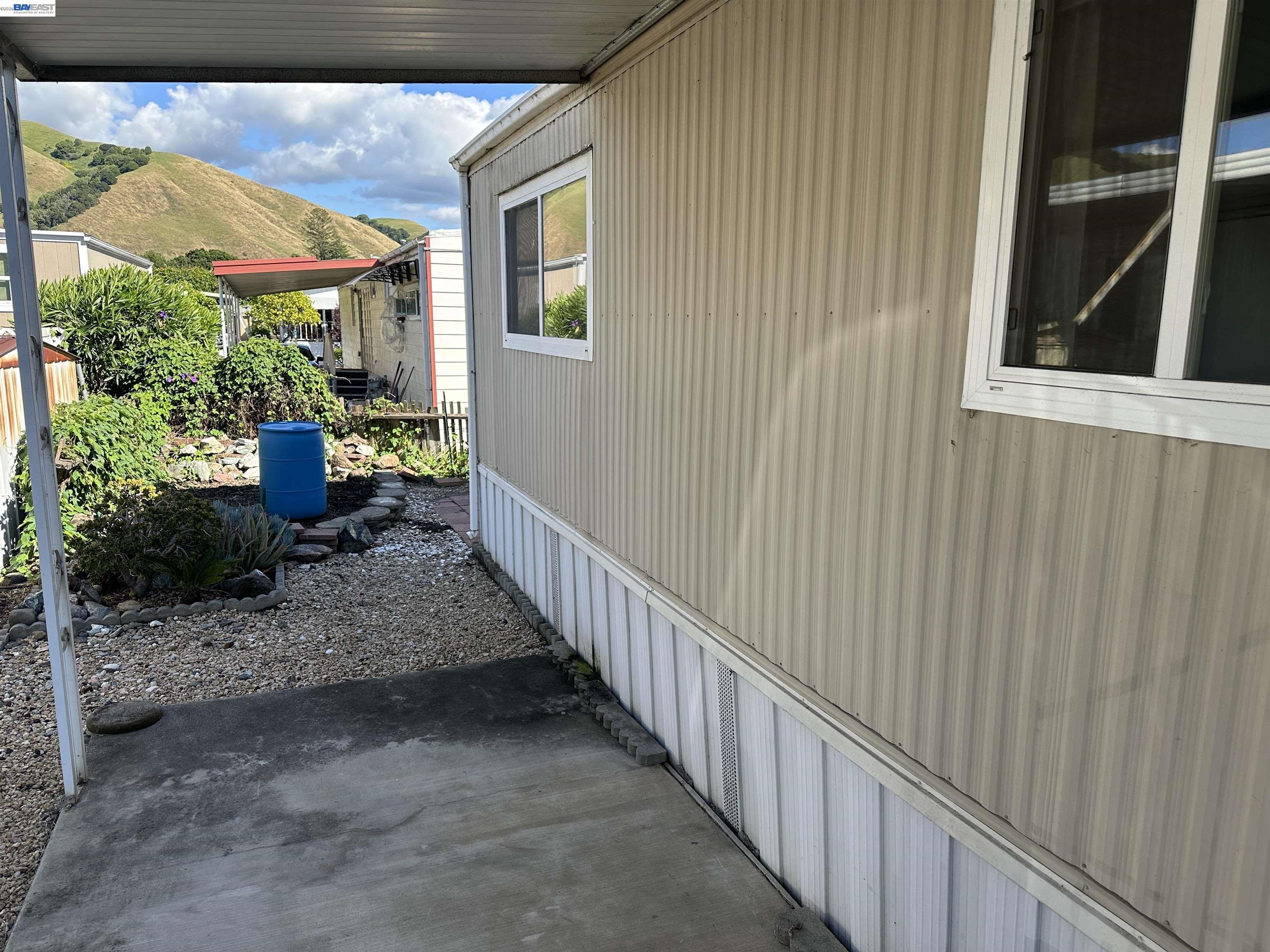 Detail Gallery Image 4 of 33 For 711 Old Canyon Rd. #69,  Fremont,  CA 94536 - 2 Beds | 2 Baths