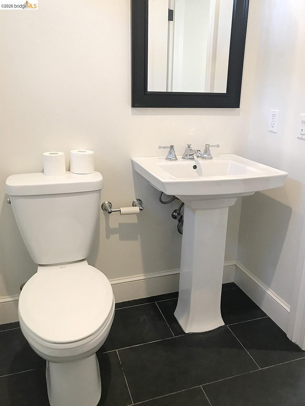 Detail Gallery Image 16 of 18 For 1374 E 32nd Street, Oakland,  CA 94602 - – Beds | – Baths