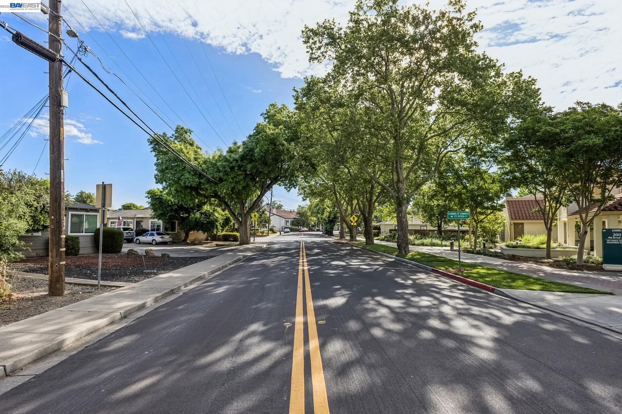 Detail Gallery Image 12 of 30 For 187 Old Bernal Ave, Pleasanton,  CA 94566 - – Beds | – Baths