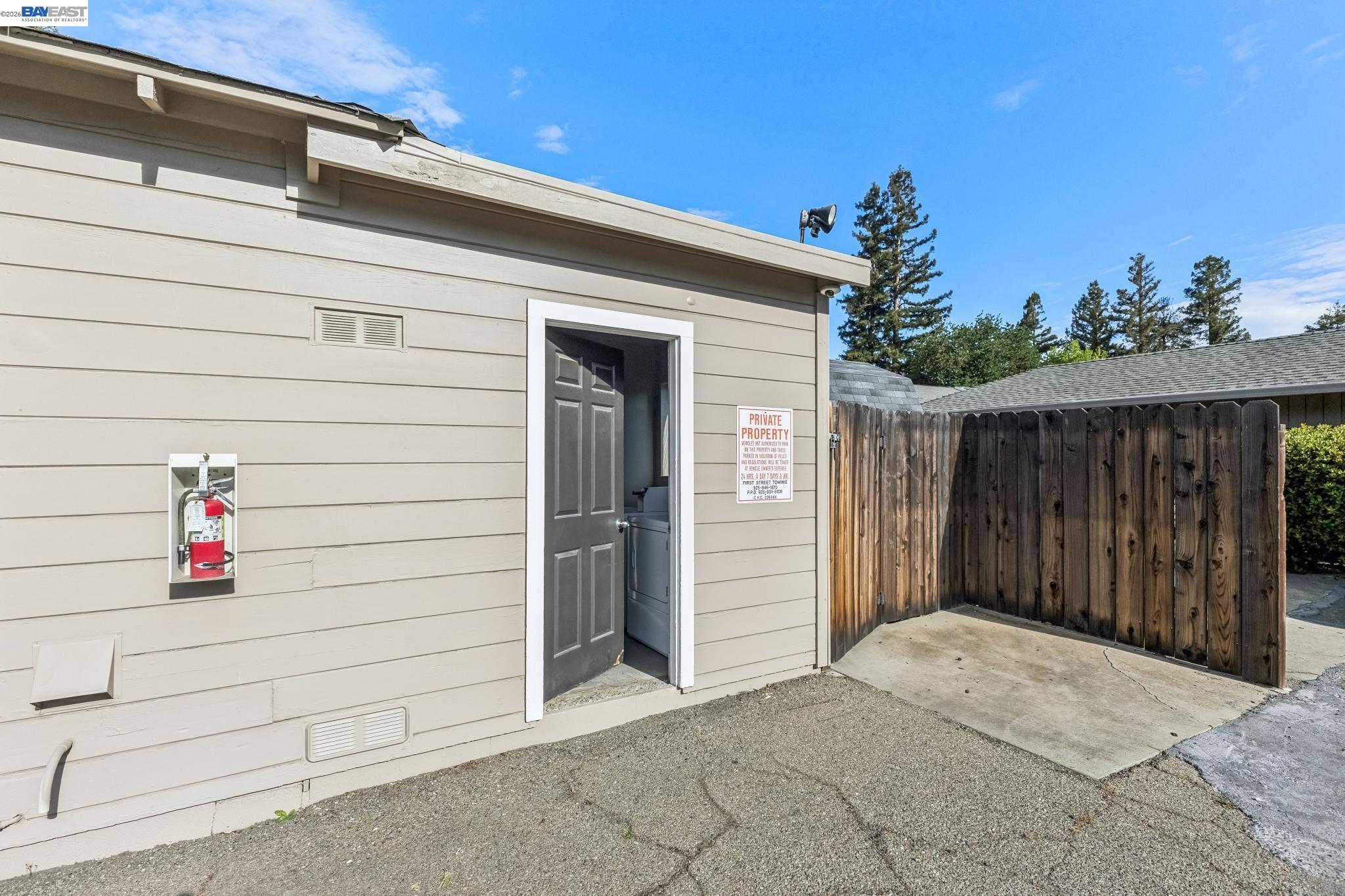 Detail Gallery Image 13 of 30 For 187 Old Bernal Ave, Pleasanton,  CA 94566 - – Beds | – Baths