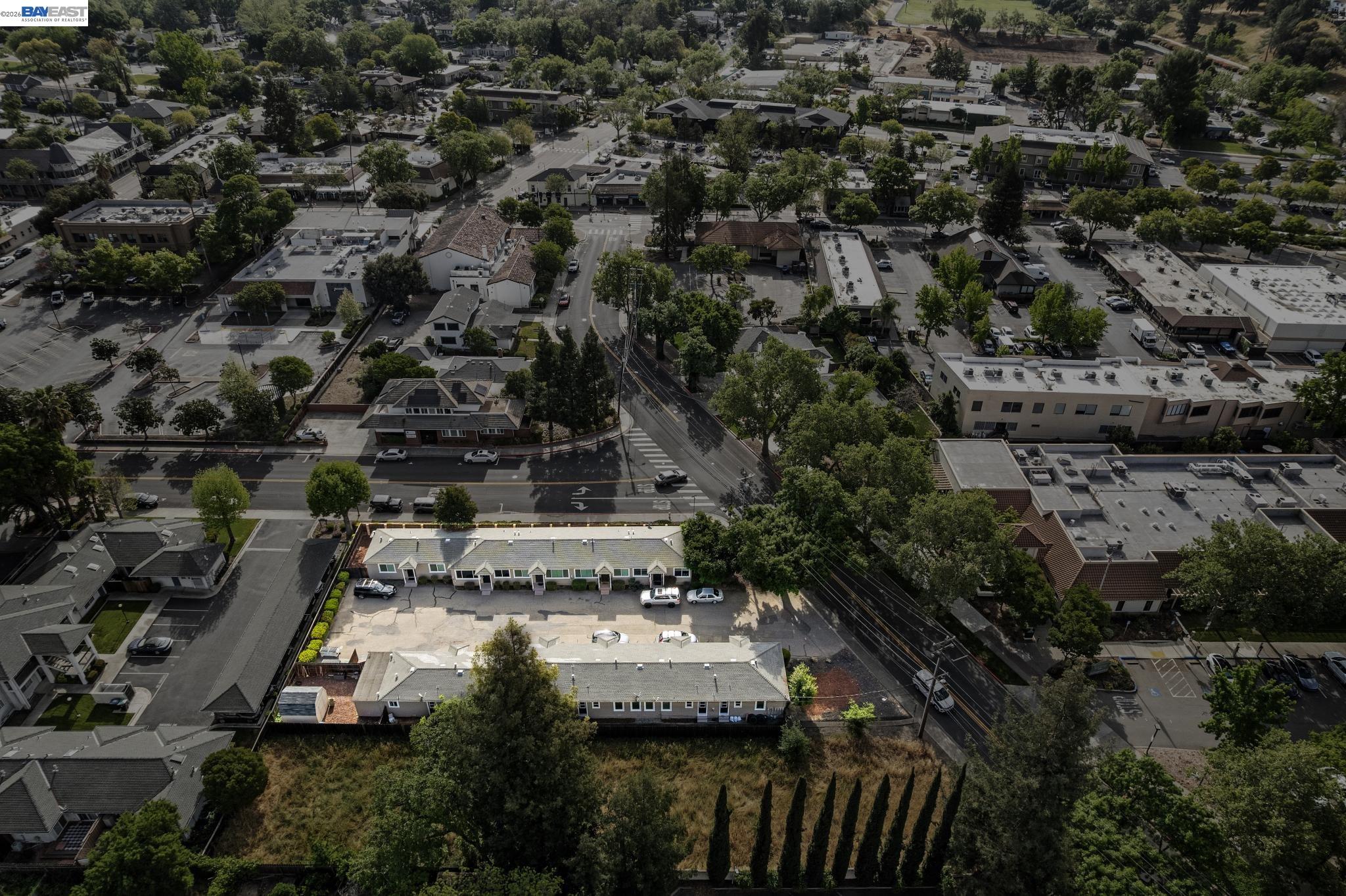 Detail Gallery Image 4 of 30 For 187 Old Bernal Ave, Pleasanton,  CA 94566 - – Beds | – Baths