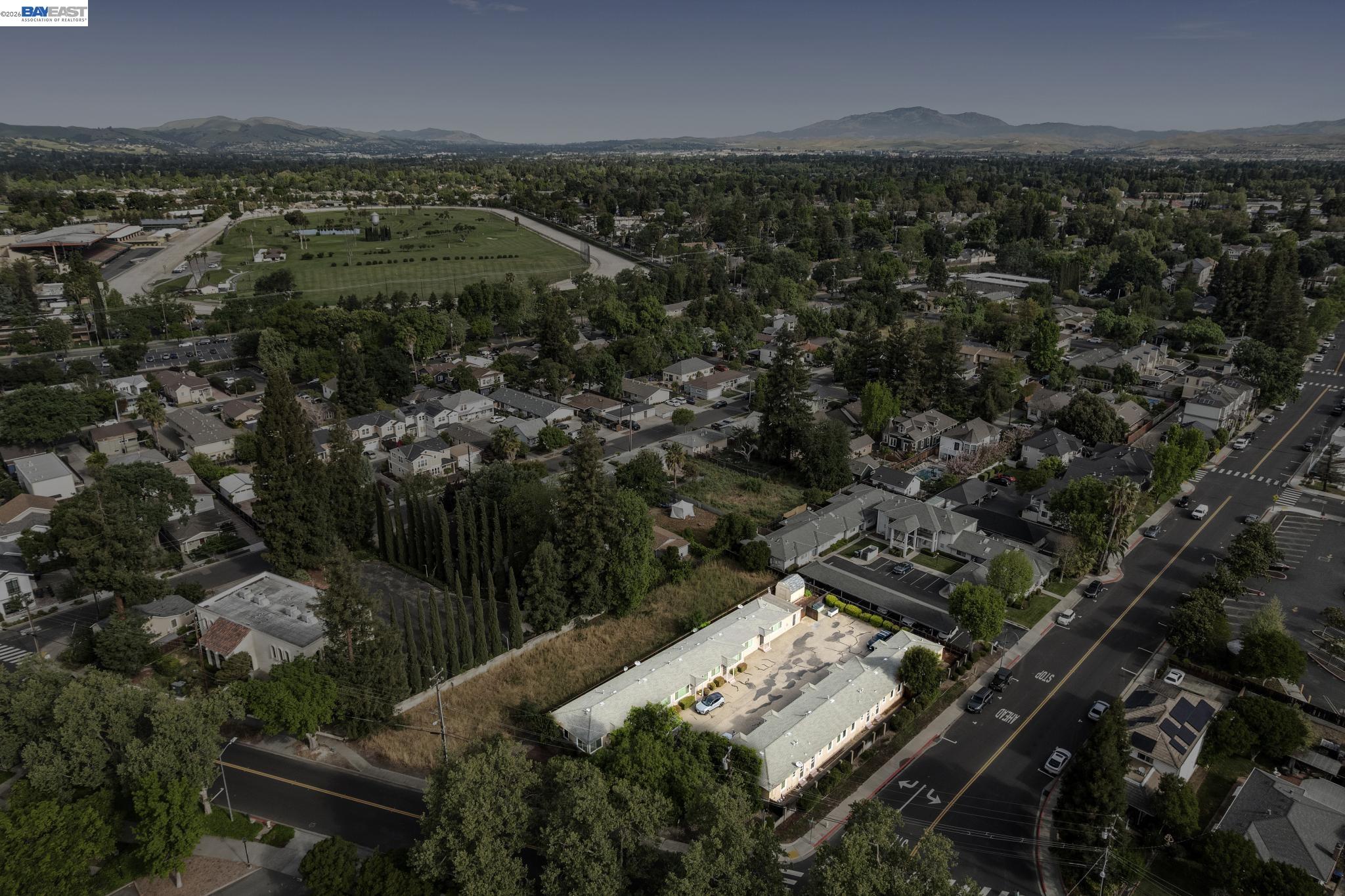 Detail Gallery Image 5 of 30 For 187 Old Bernal Ave, Pleasanton,  CA 94566 - – Beds | – Baths