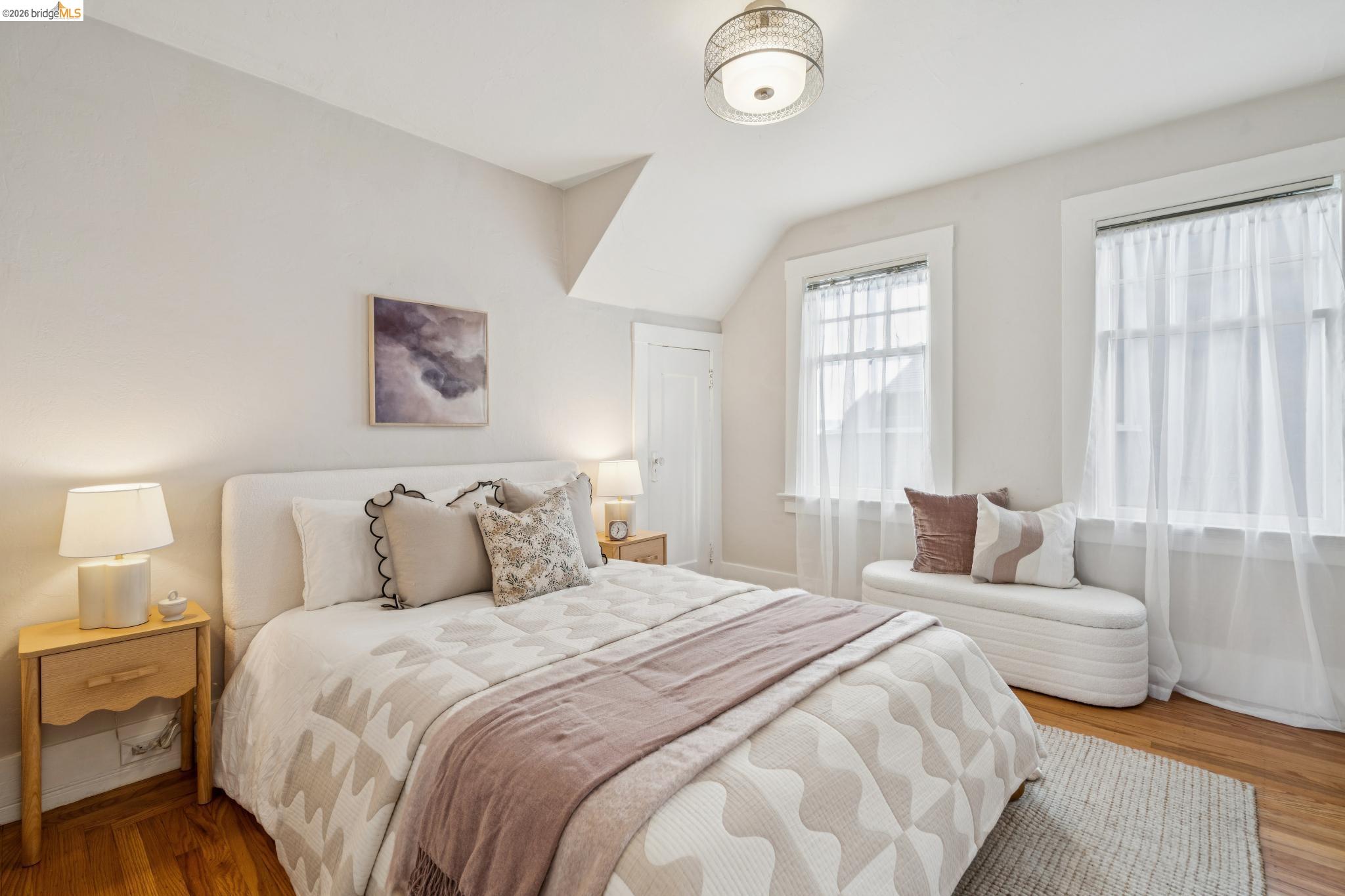 Detail Gallery Image 17 of 29 For 480 61st St, Oakland,  CA 94609 - 3 Beds | 1/1 Baths