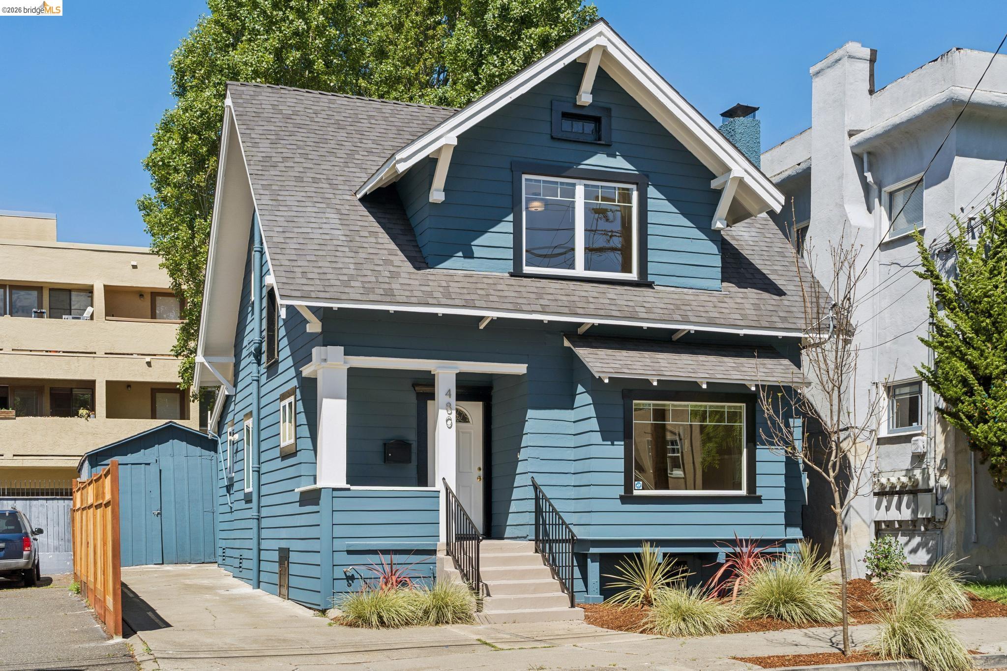 Detail Gallery Image 28 of 29 For 480 61st St, Oakland,  CA 94609 - 3 Beds | 1/1 Baths