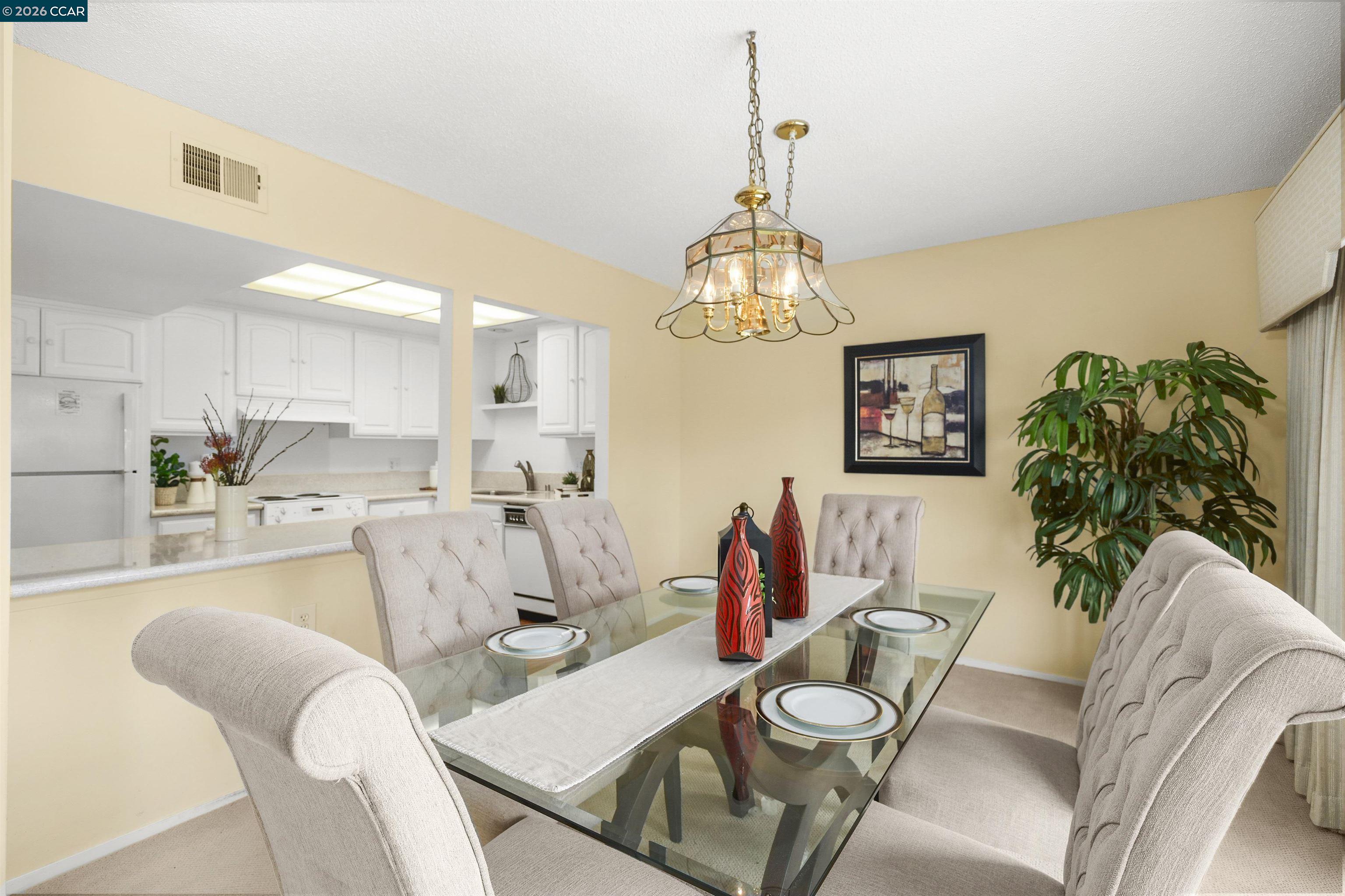 Photo #12: 41130880 Listing: Photo #12