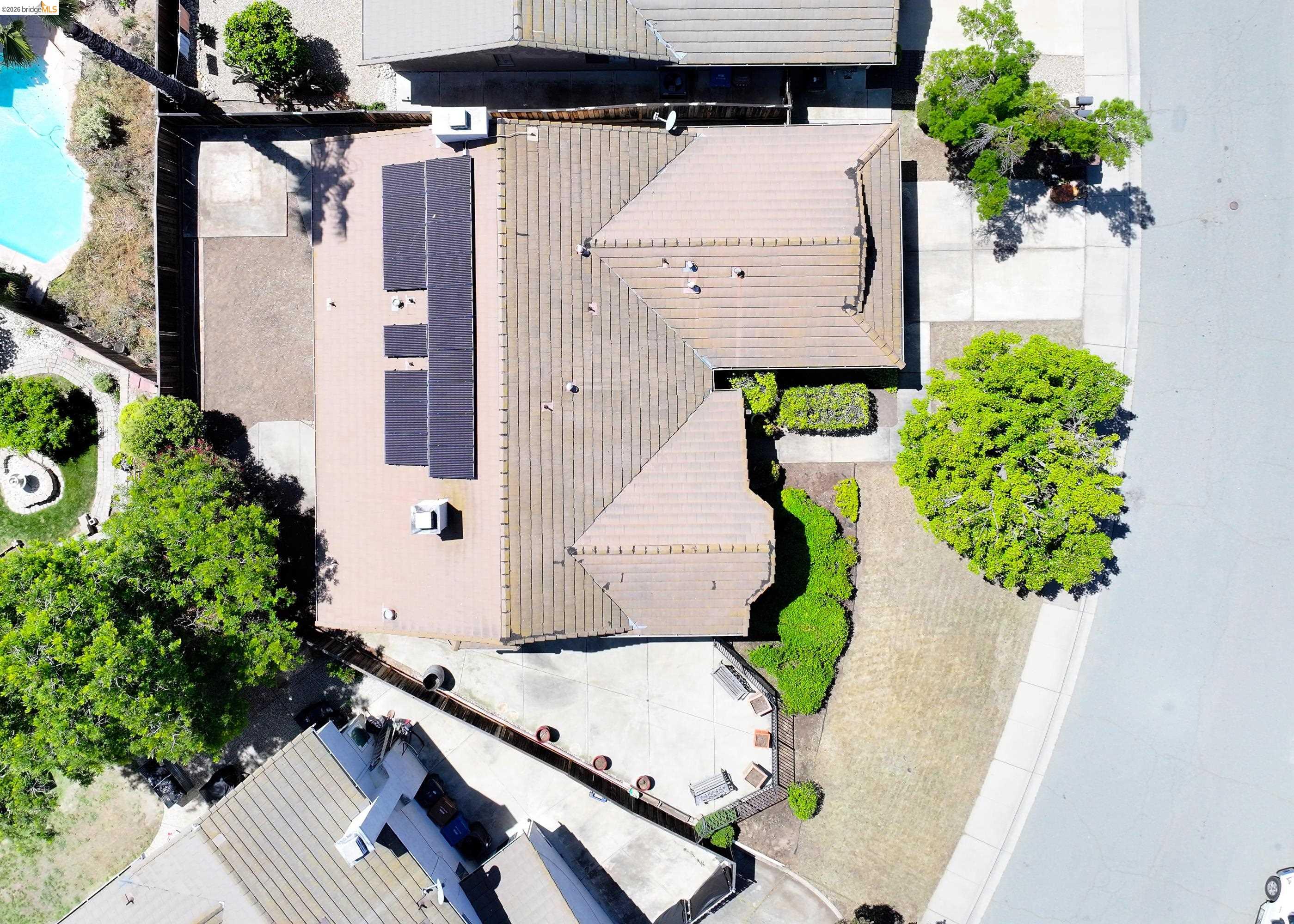 Detail Gallery Image 34 of 34 For 2424 Whitetail Drive, Antioch,  CA 94531-7740 - 3 Beds | 2 Baths