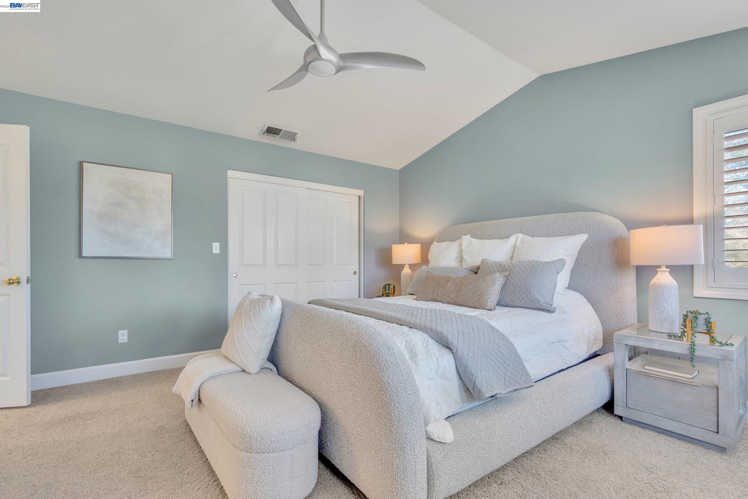 Detail Gallery Image 20 of 37 For 282 Del Valle Ct, Pleasanton,  CA 94566 - 4 Beds | 3 Baths