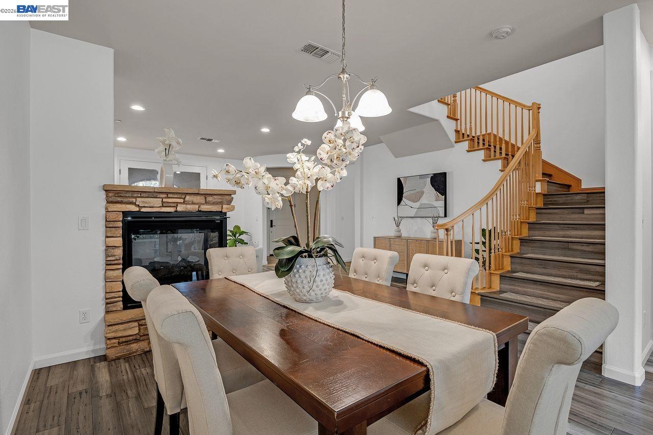 Photo #2: 41130890 Listing: Photo #2