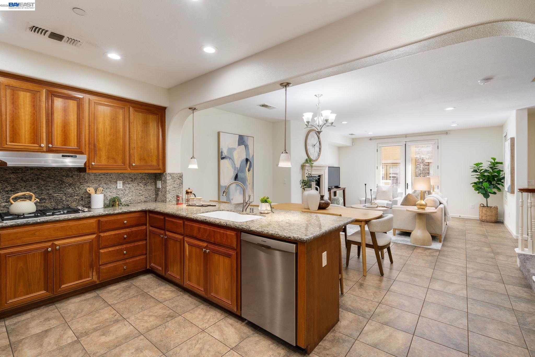 Photo #17: 41130891 Listing: Photo #17