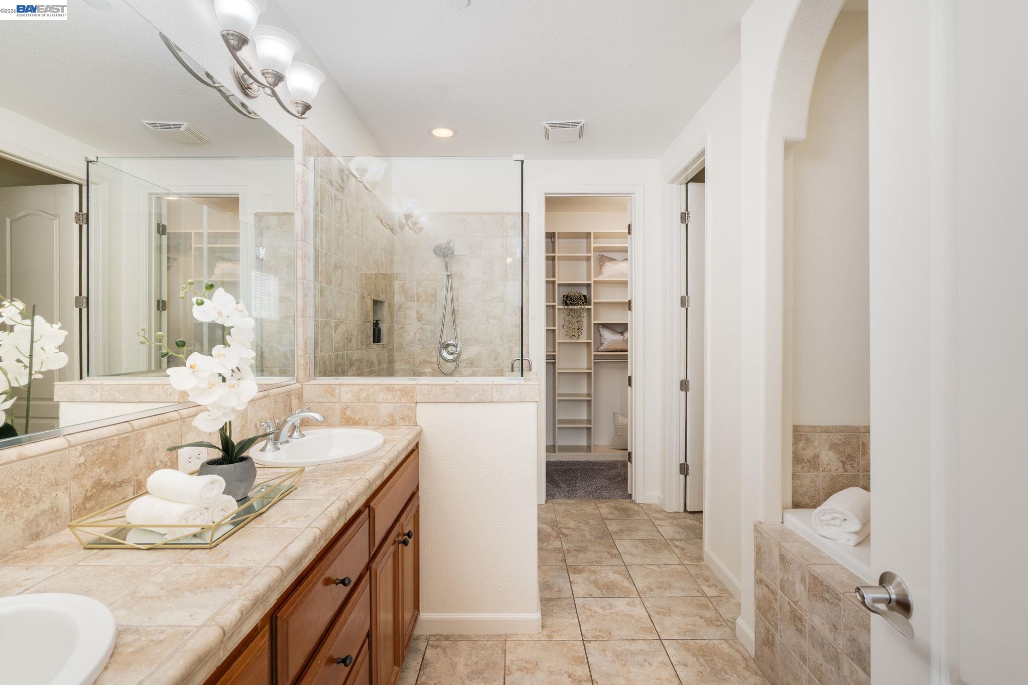 Photo #26: 41130891 Listing: Photo #26