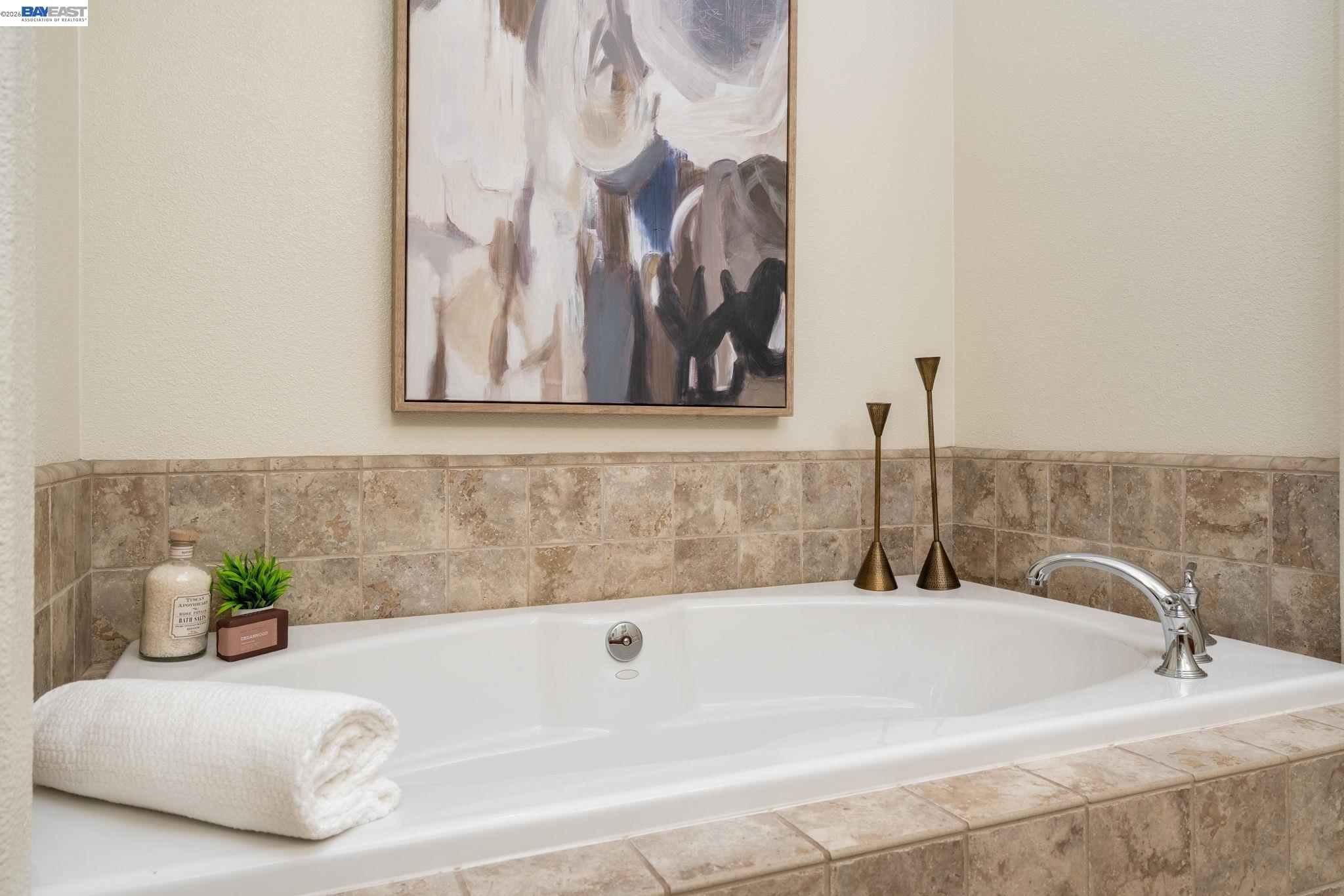 Photo #32: 41130891 Listing: Photo #32