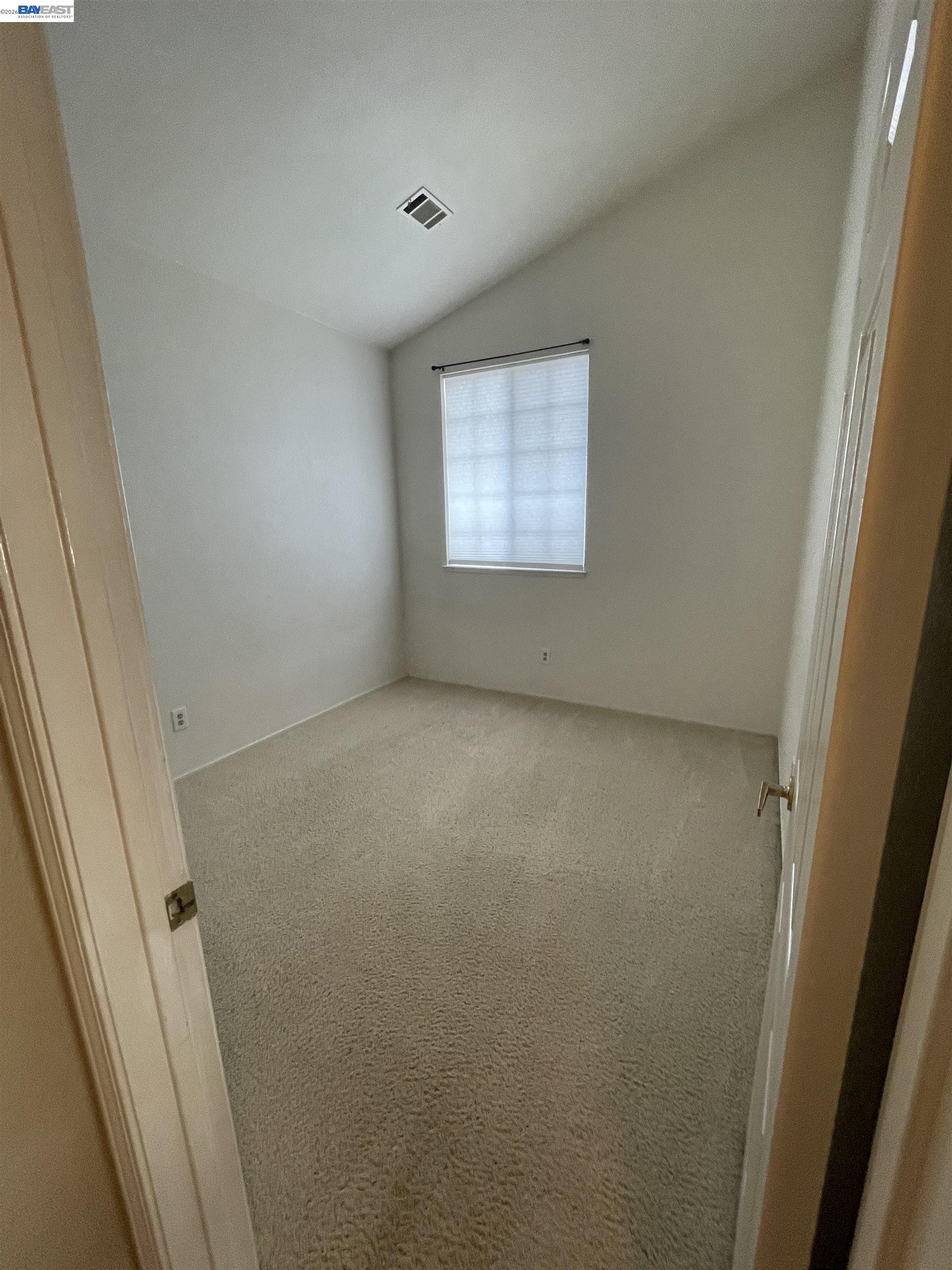 Detail Gallery Image 16 of 27 For 1828 Bayberry Ln, Tracy,  CA 95376 - 3 Beds | 2/1 Baths