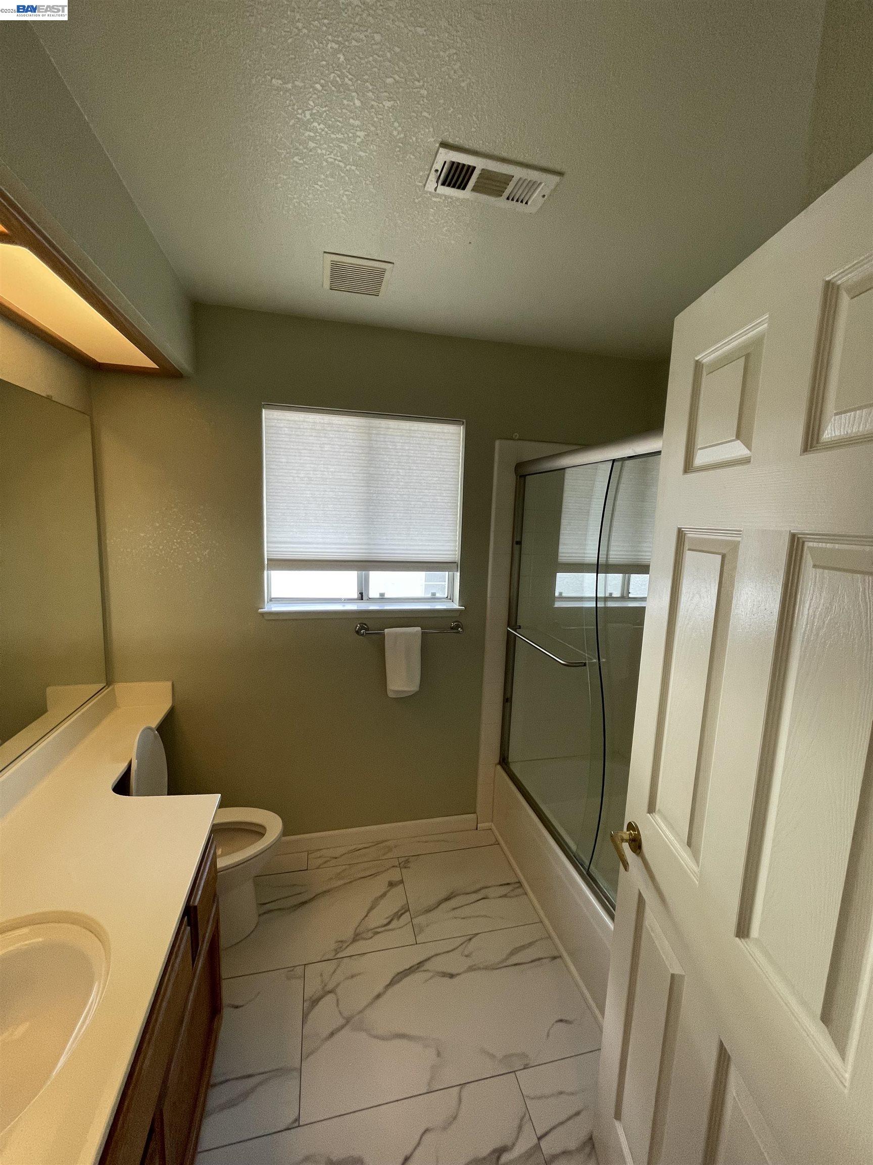 Detail Gallery Image 20 of 27 For 1828 Bayberry Ln, Tracy,  CA 95376 - 3 Beds | 2/1 Baths