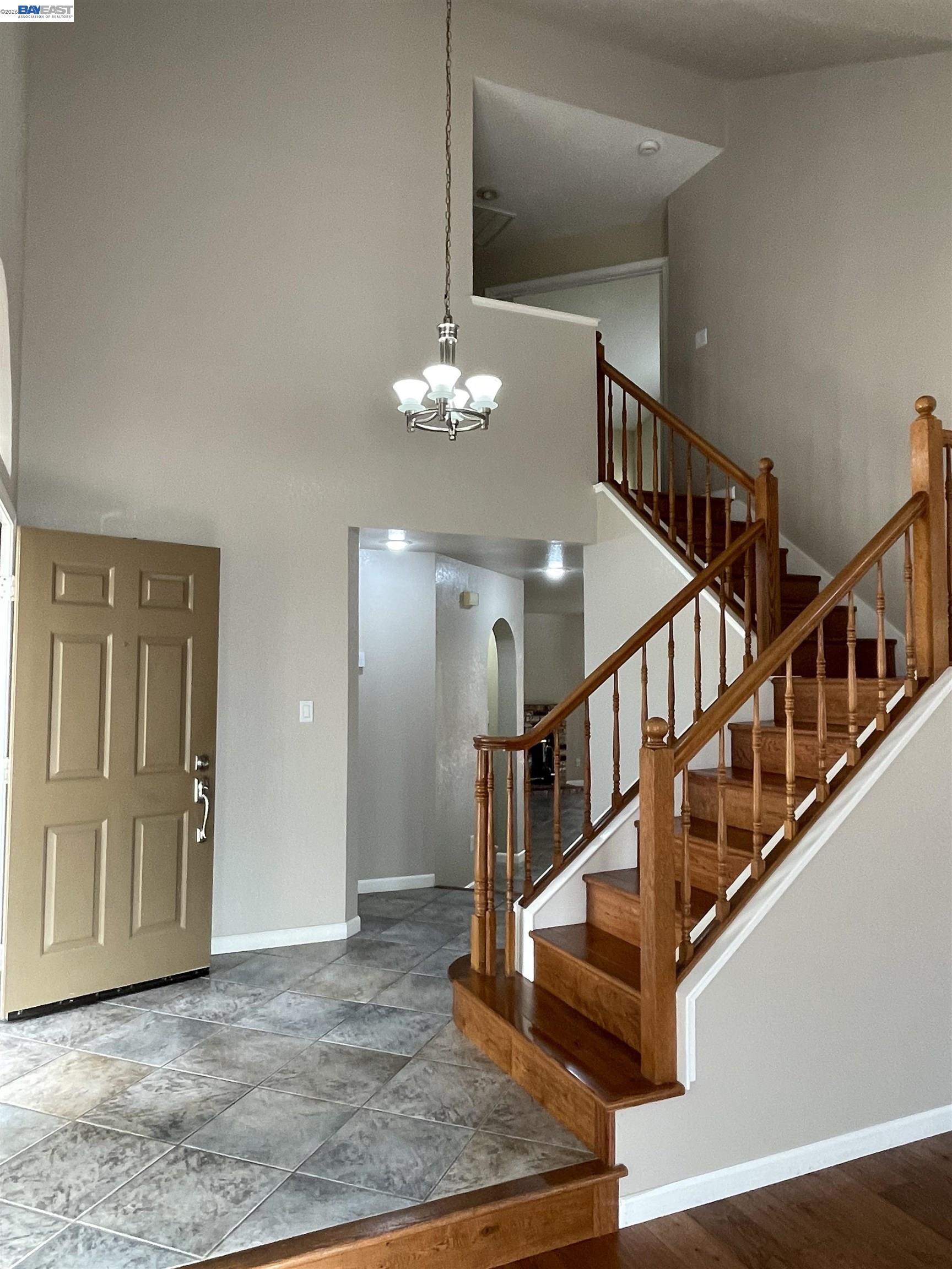 Detail Gallery Image 5 of 27 For 1828 Bayberry Ln, Tracy,  CA 95376 - 3 Beds | 2/1 Baths