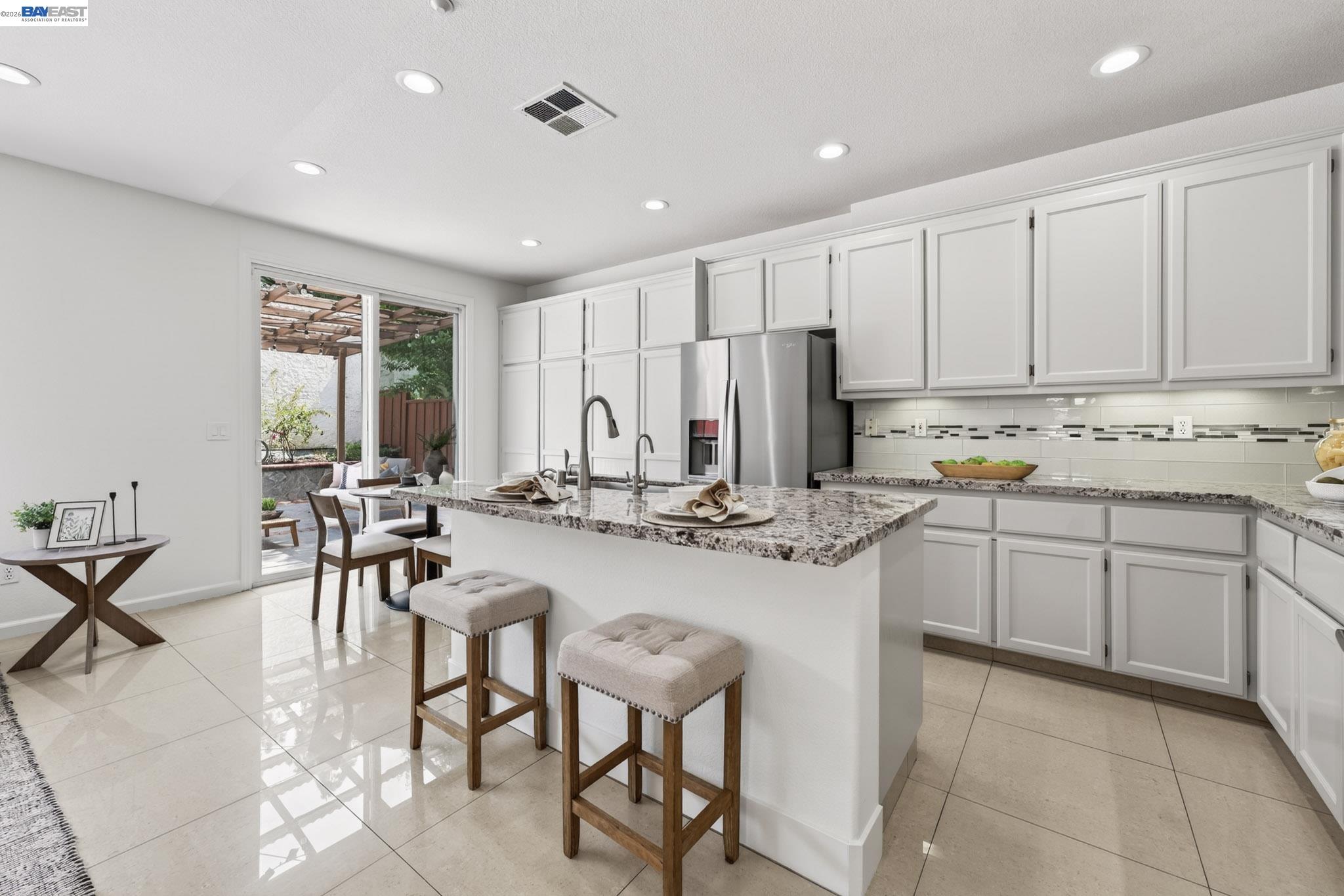 Detail Gallery Image 13 of 44 For 34517 Windflower Ln, Union City,  CA 94587 - 4 Beds | 3 Baths