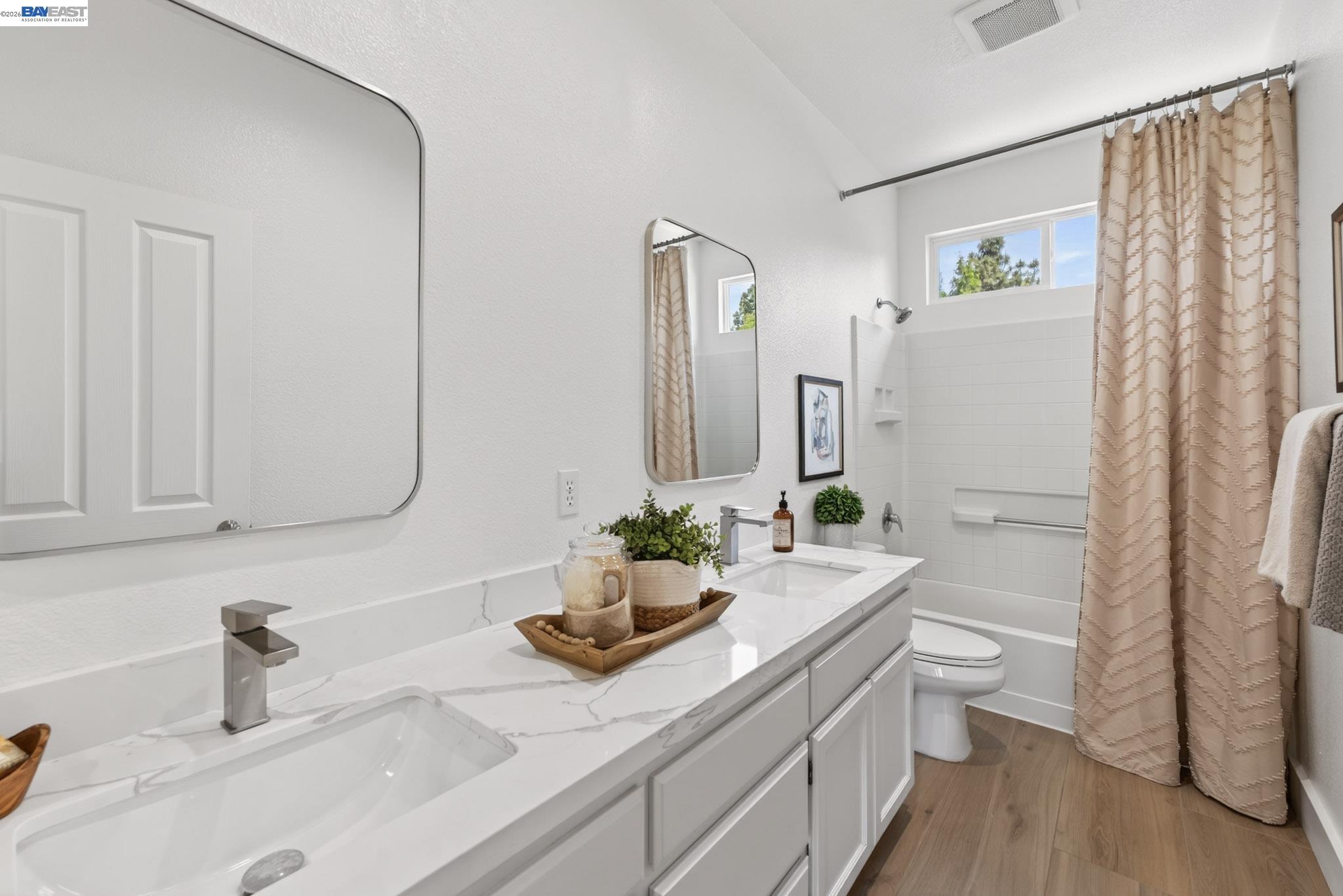 Detail Gallery Image 30 of 44 For 34517 Windflower Ln, Union City,  CA 94587 - 4 Beds | 3 Baths