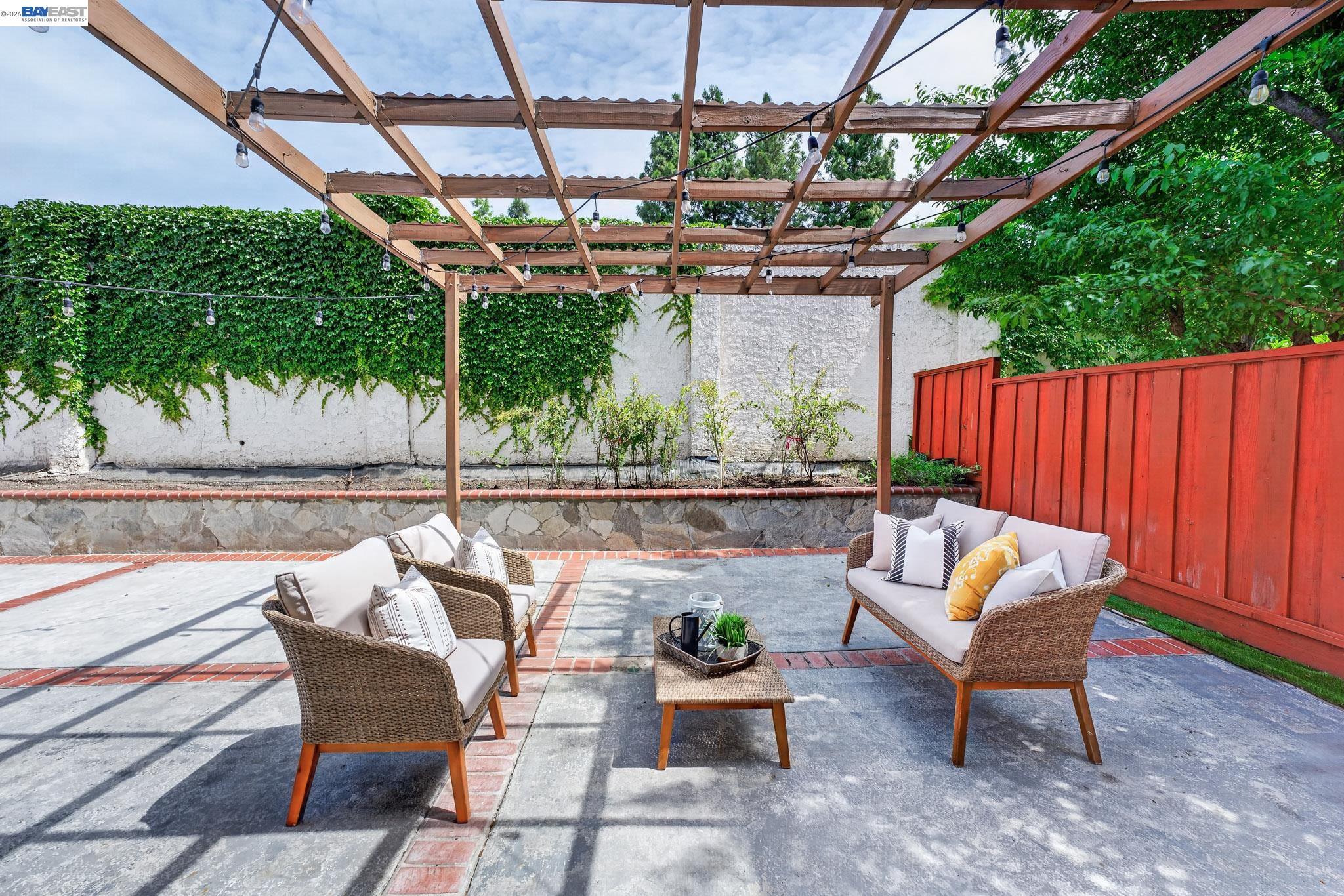 Detail Gallery Image 35 of 44 For 34517 Windflower Ln, Union City,  CA 94587 - 4 Beds | 3 Baths