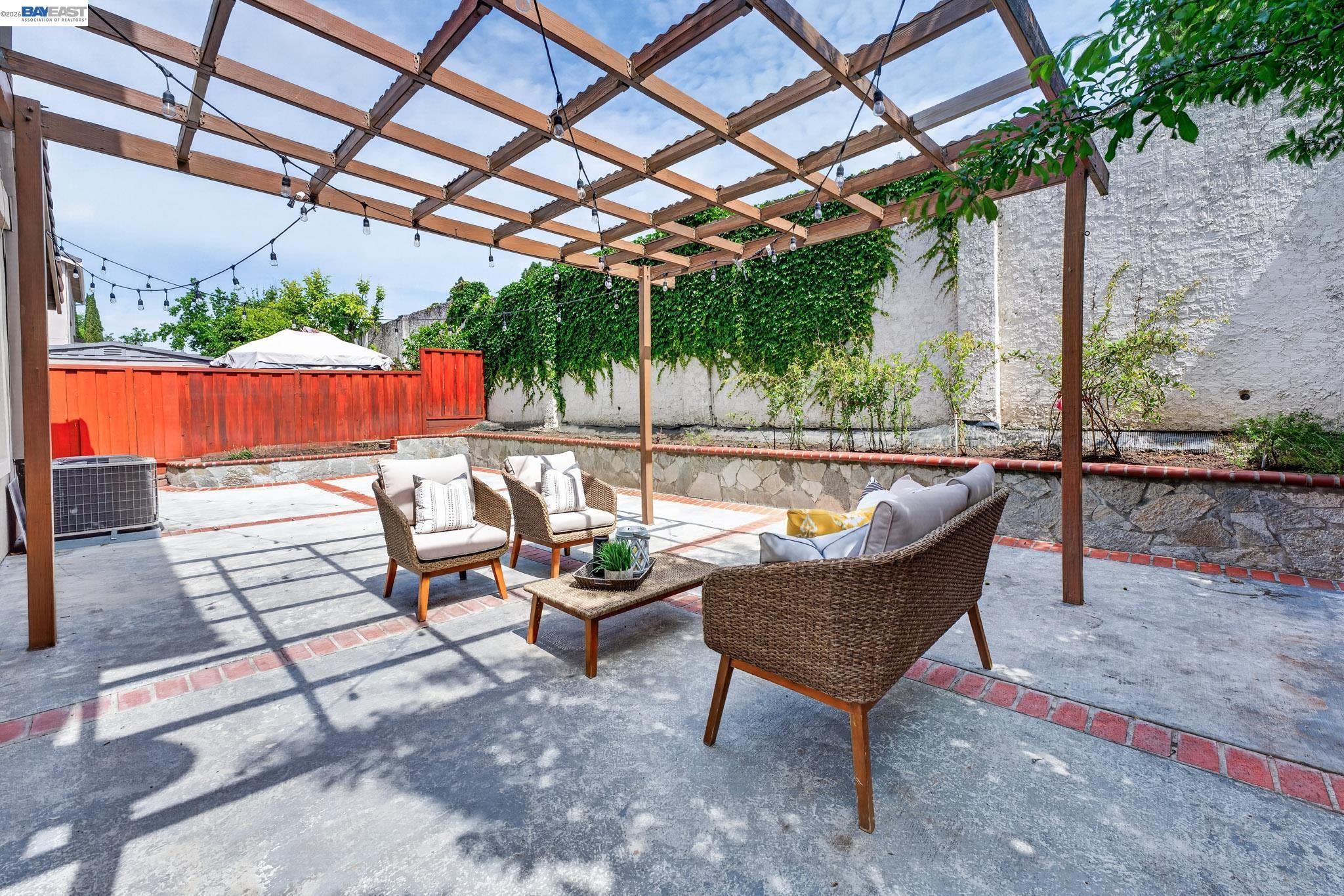 Detail Gallery Image 36 of 44 For 34517 Windflower Ln, Union City,  CA 94587 - 4 Beds | 3 Baths