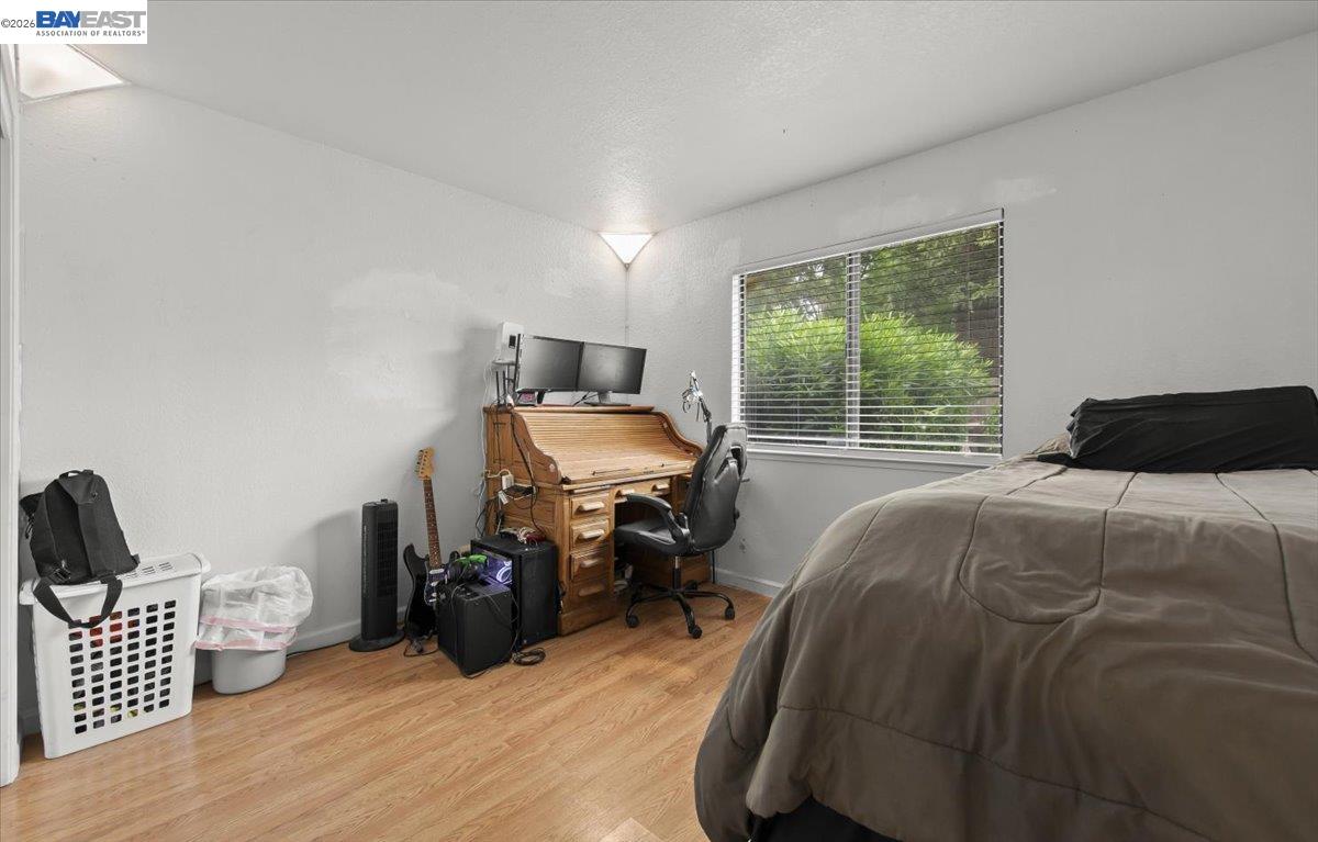 Detail Gallery Image 24 of 39 For 5894 Land View Dr, Stockton,  CA 95219 - 3 Beds | 2 Baths