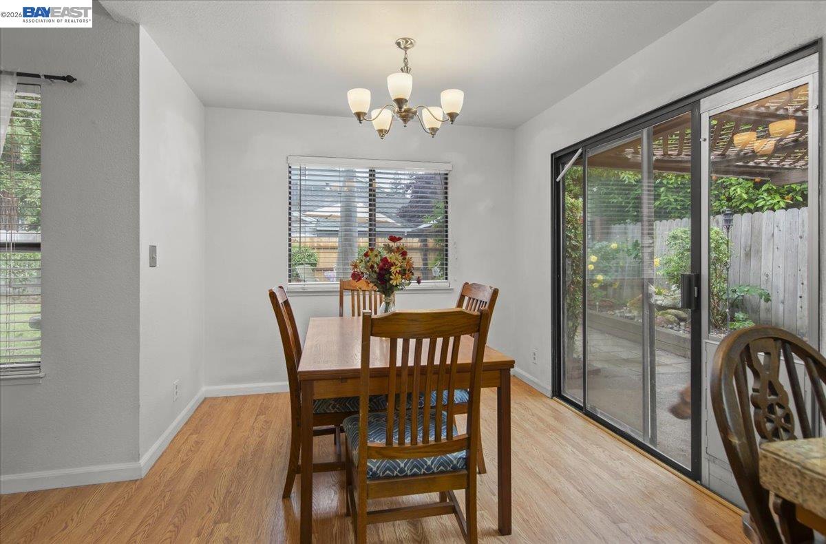 Detail Gallery Image 10 of 39 For 5894 Land View Dr, Stockton,  CA 95219 - 3 Beds | 2 Baths