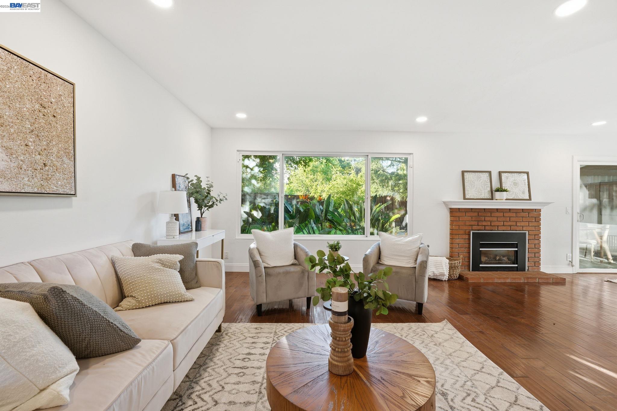 Detail Gallery Image 13 of 71 For 2799 Marsh Dr, San Ramon,  CA 94583 - 4 Beds | 2/1 Baths