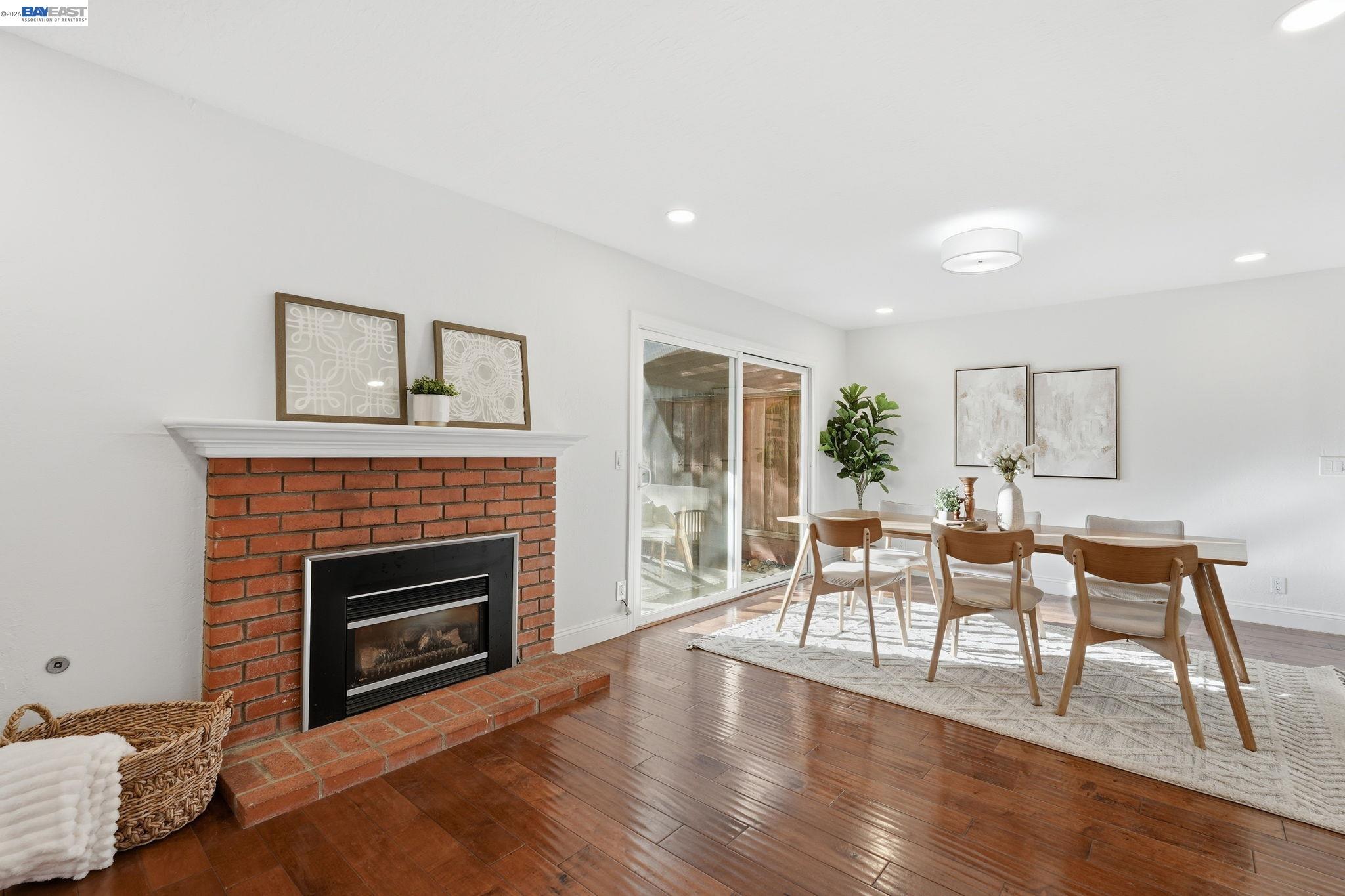 Detail Gallery Image 6 of 71 For 2799 Marsh Dr, San Ramon,  CA 94583 - 4 Beds | 2/1 Baths